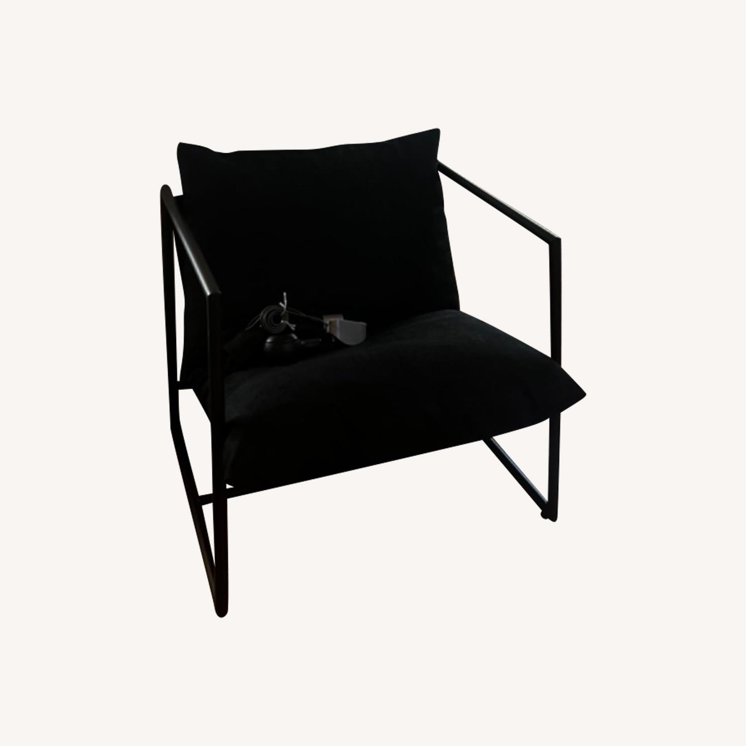 Zinus Accent Chair - image-0