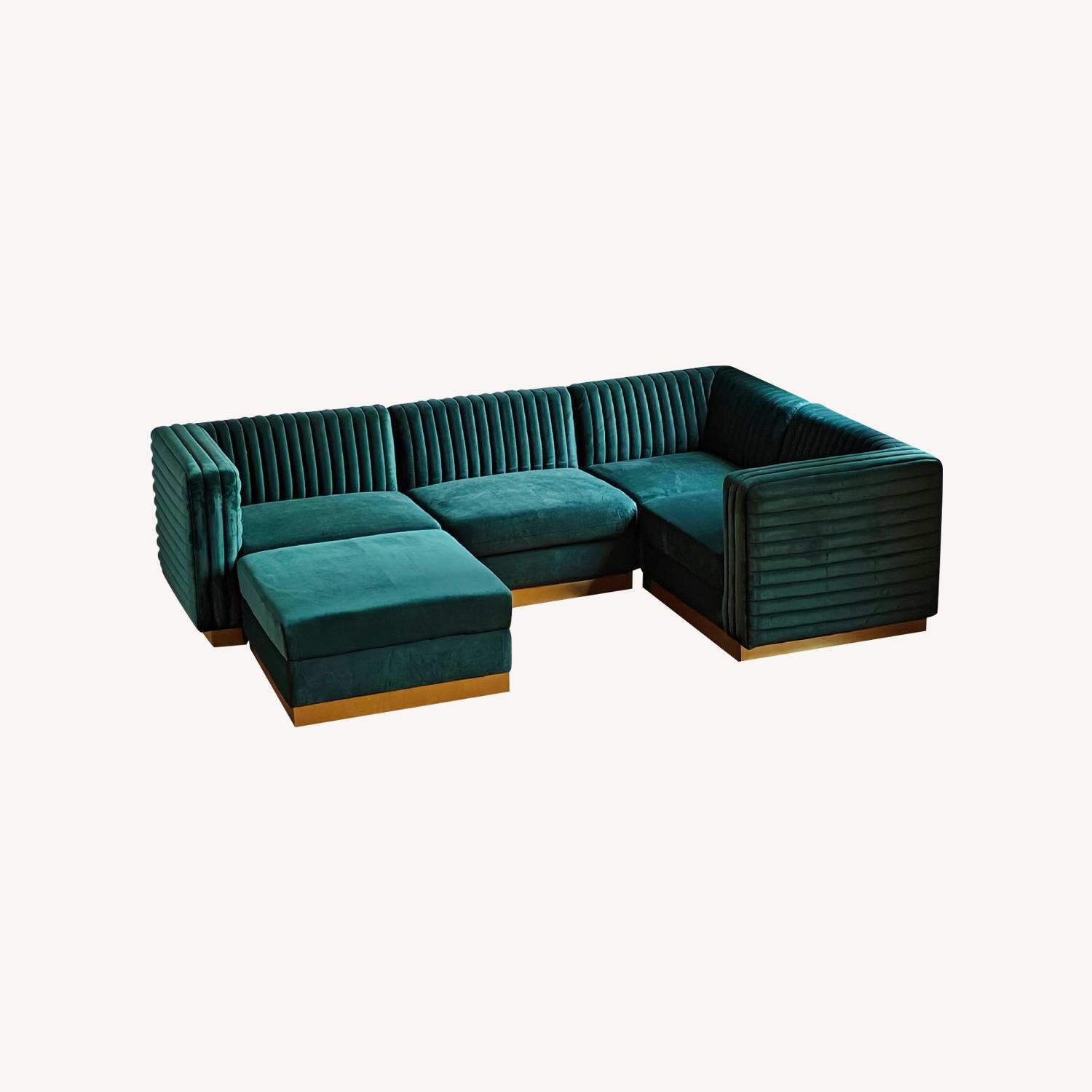 Modern Modular 5 Piece Sectional Sofa Green Velvet - image-5