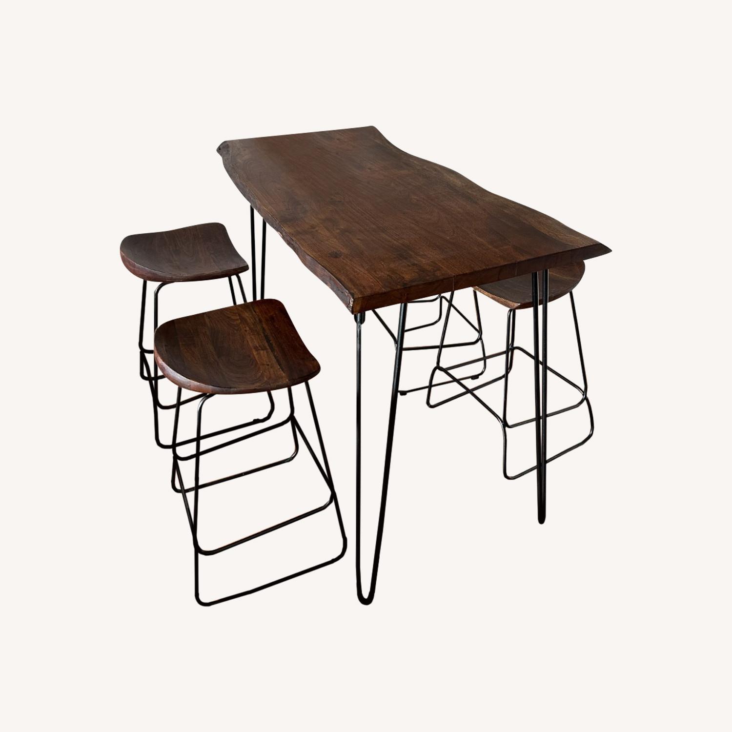 Dark Wood Dining Table with 4 Stools AptDeco