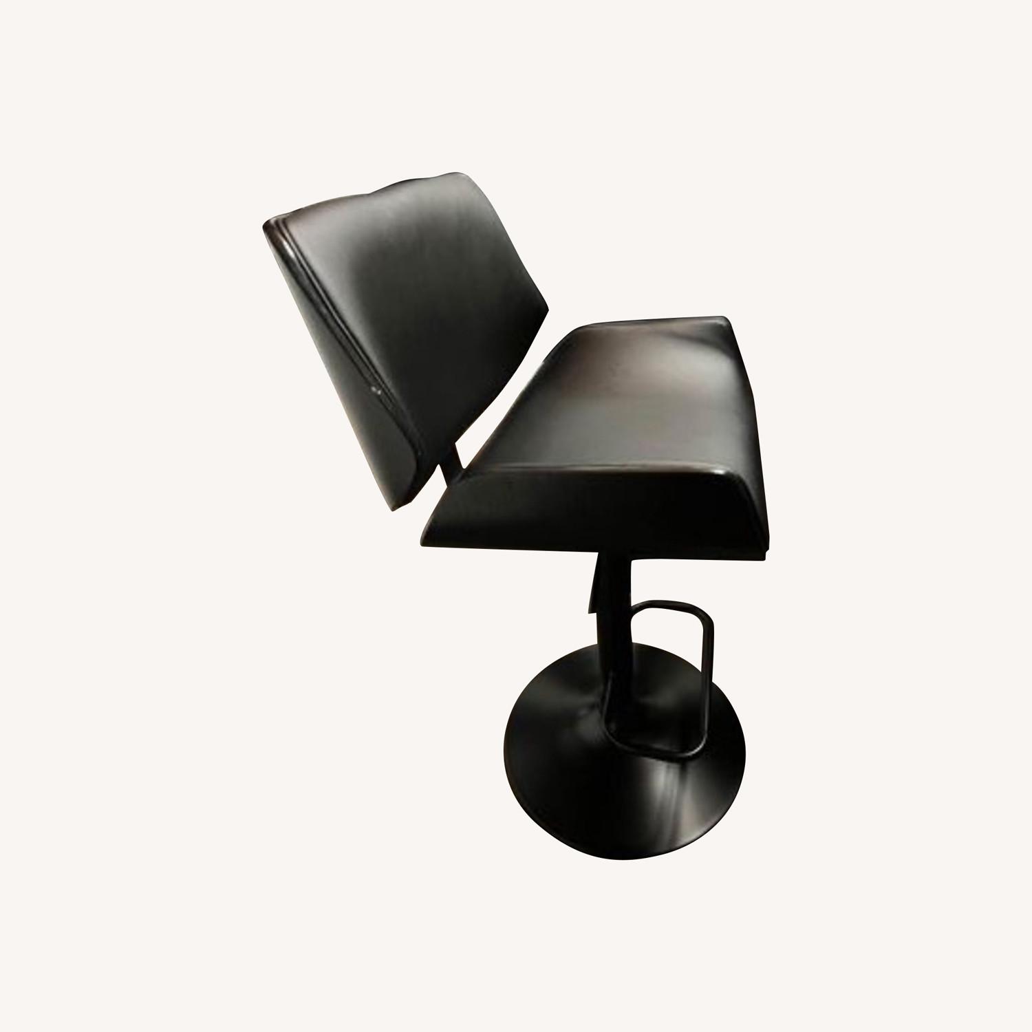 New Black Stools Height Adjustable AptDeco