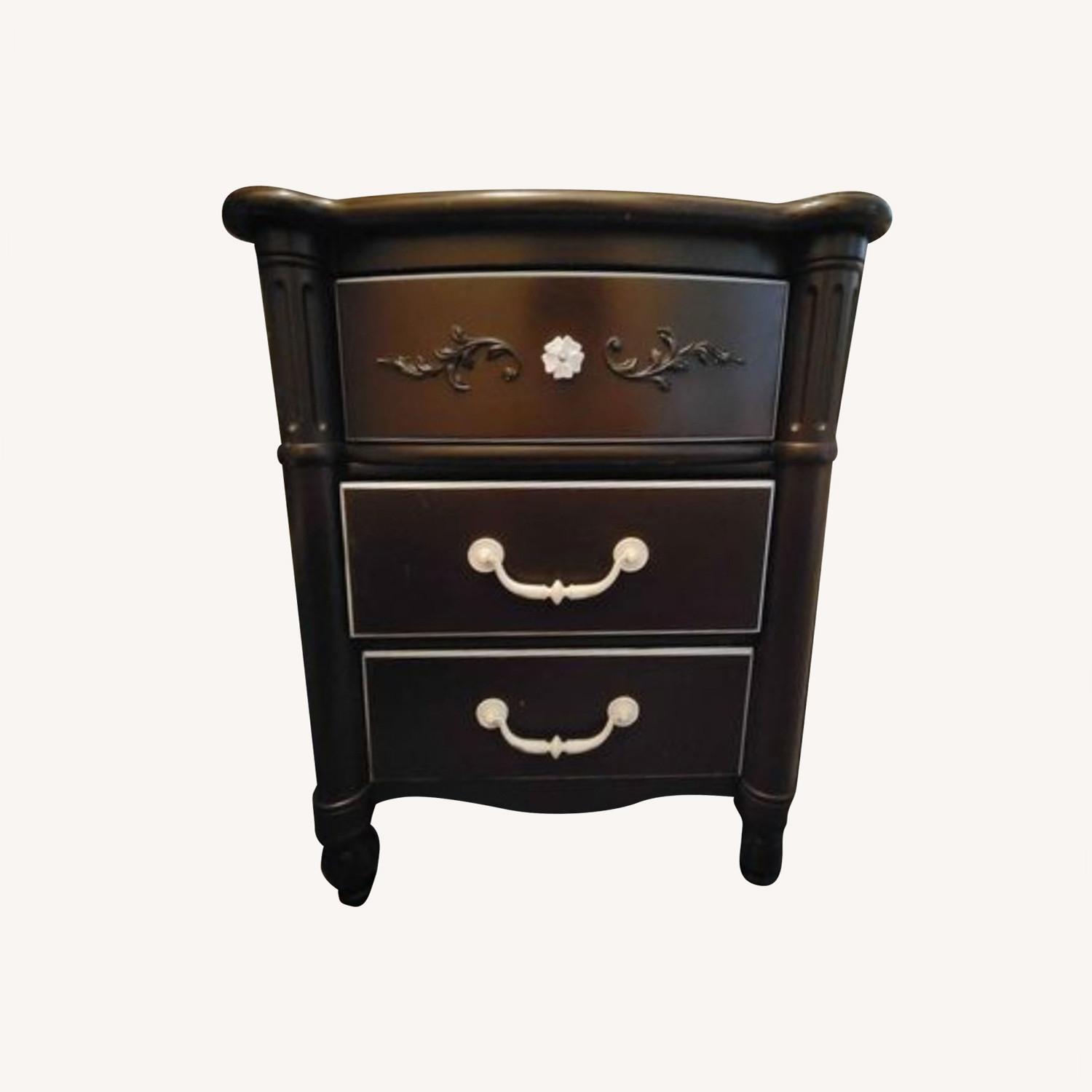 Stanley Furniture Ma Marie Antiqued Nightstand - image-0