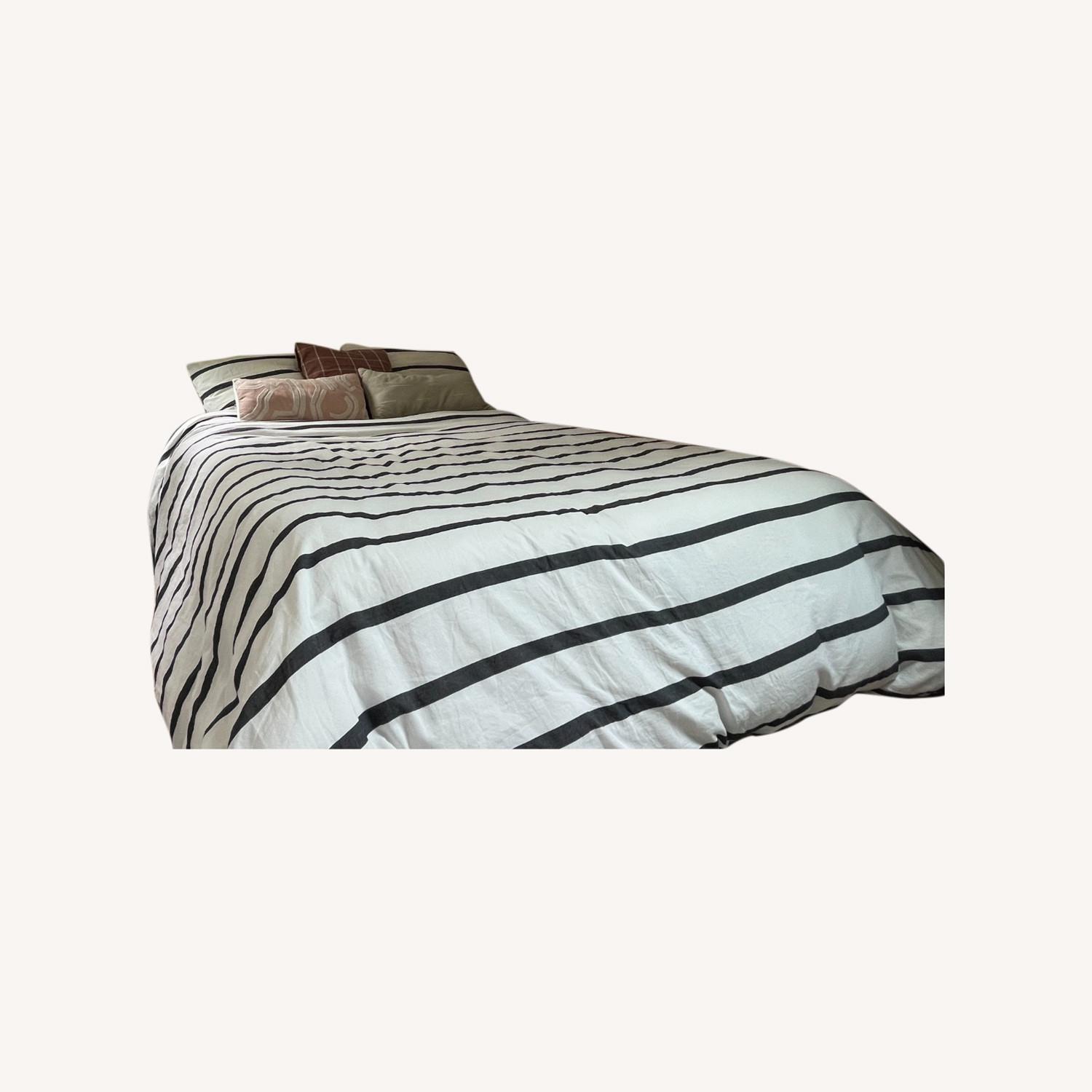 West Elm Mid-Century Side Storage Platform Bed - AptDeco