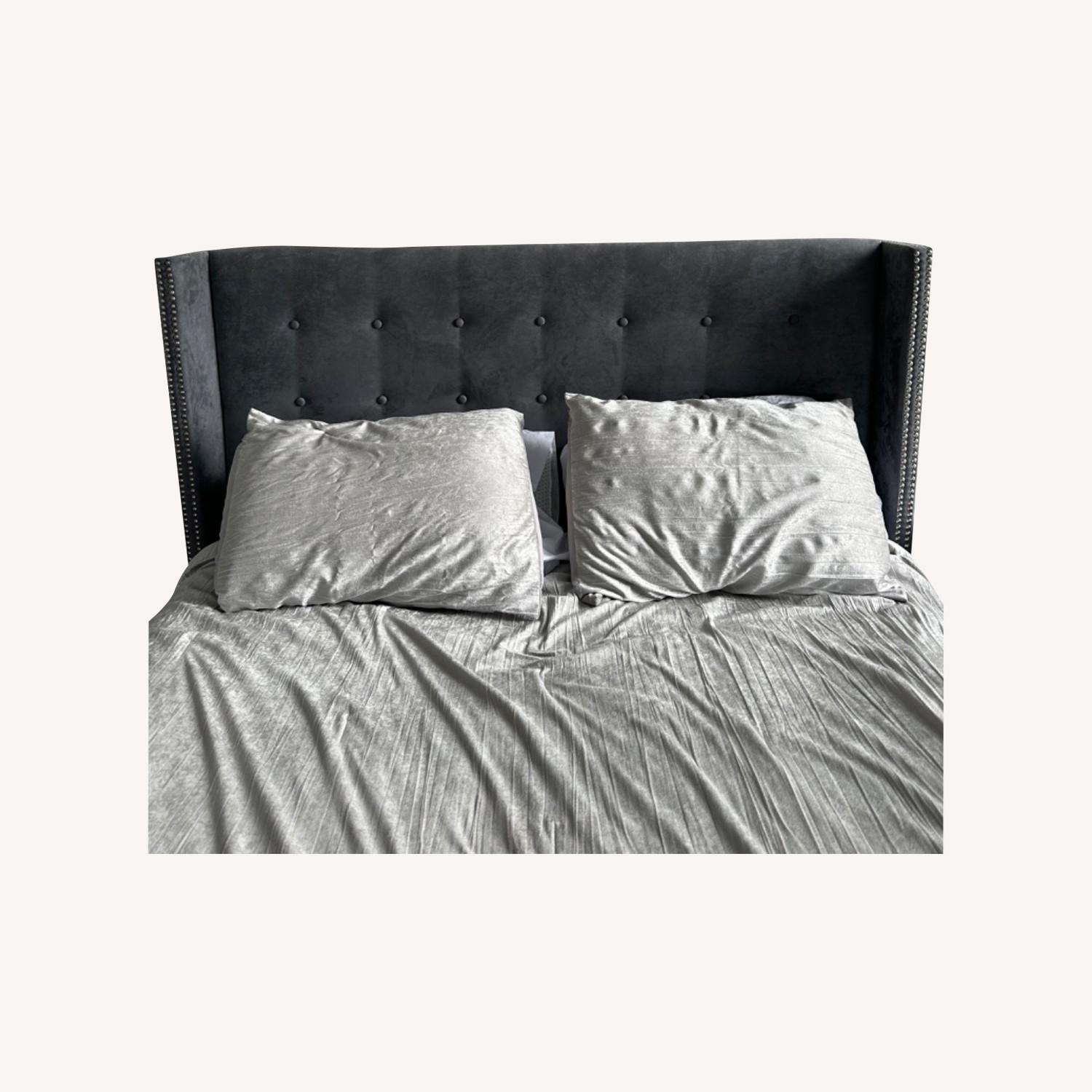 Grey Tufted Headboard (Queen) AptDeco