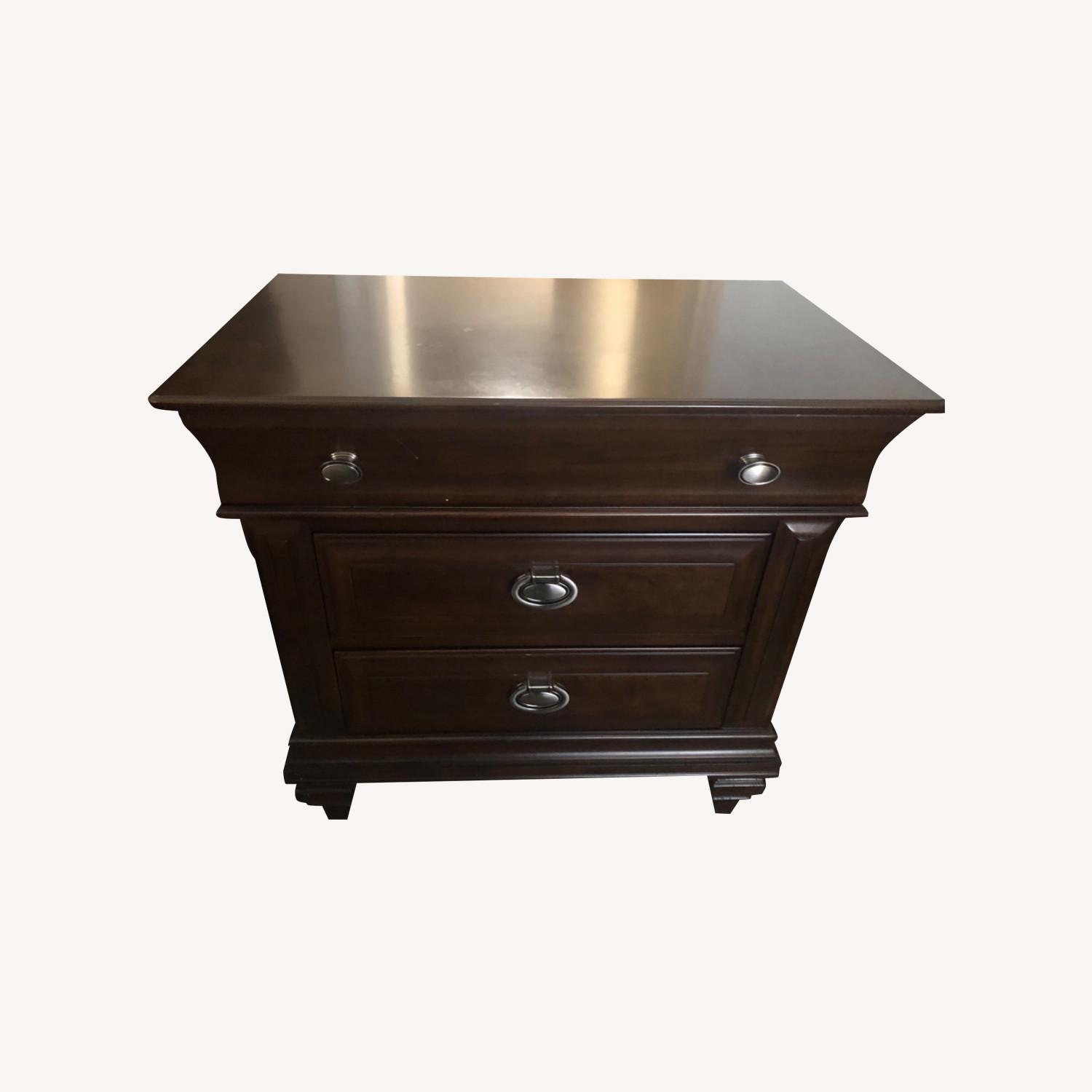 Pulaski Nightstand - AptDeco