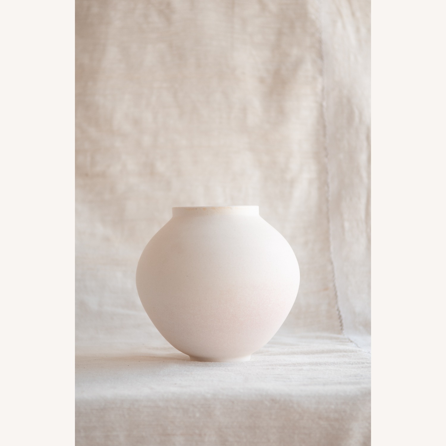 Medium White Moon Jar - image-2