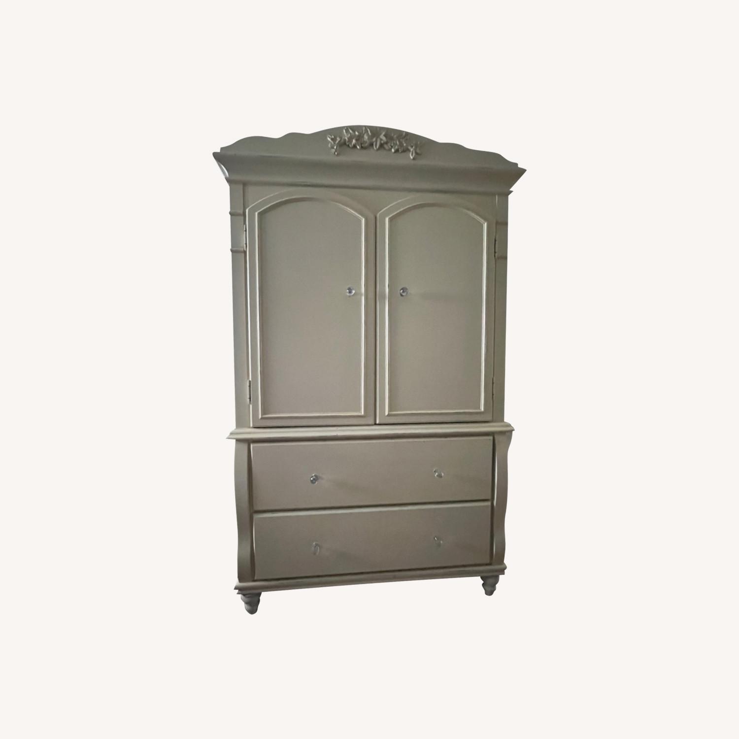 TV Cabinet - image-0