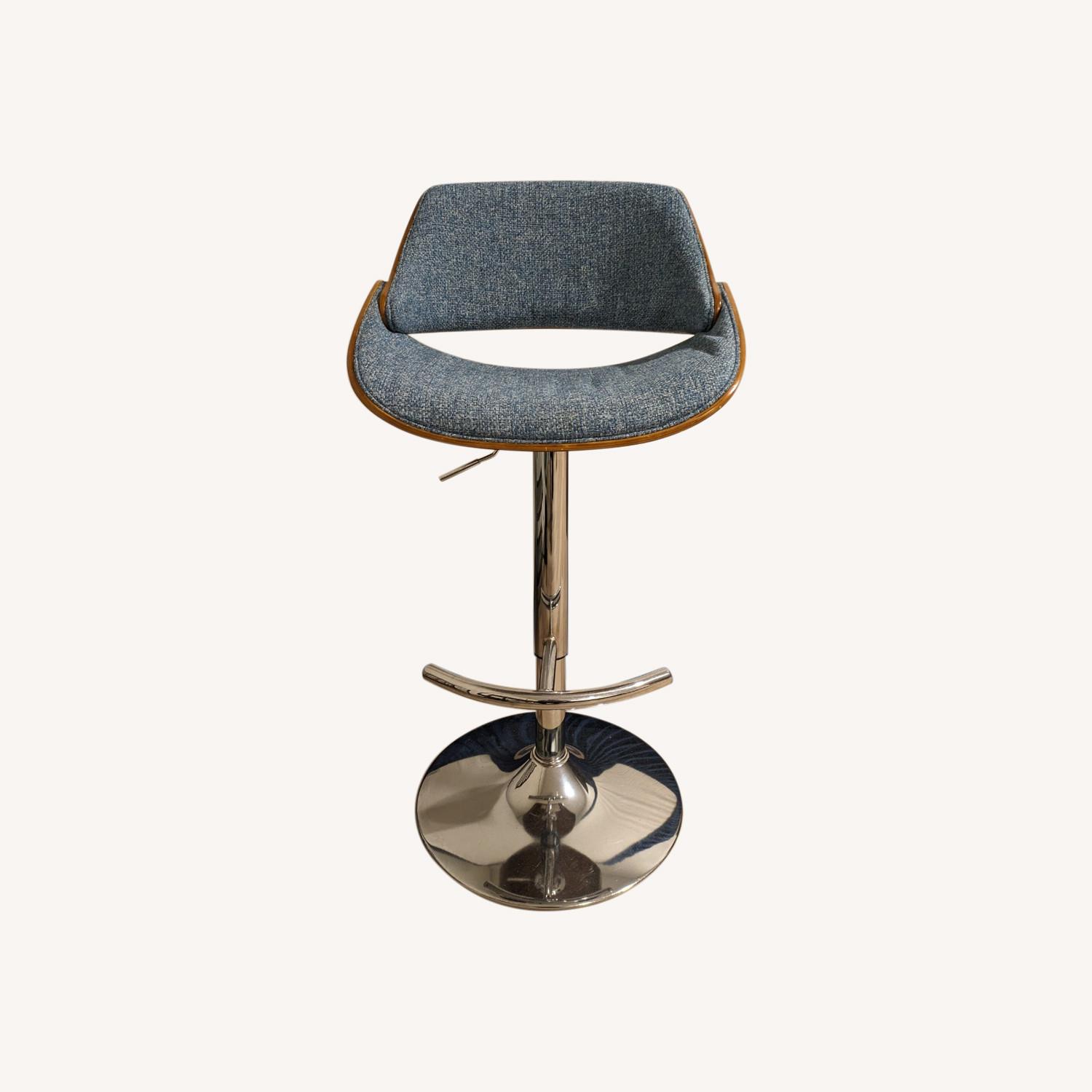 Height Adjustable Swivel Bar Stool - image-0