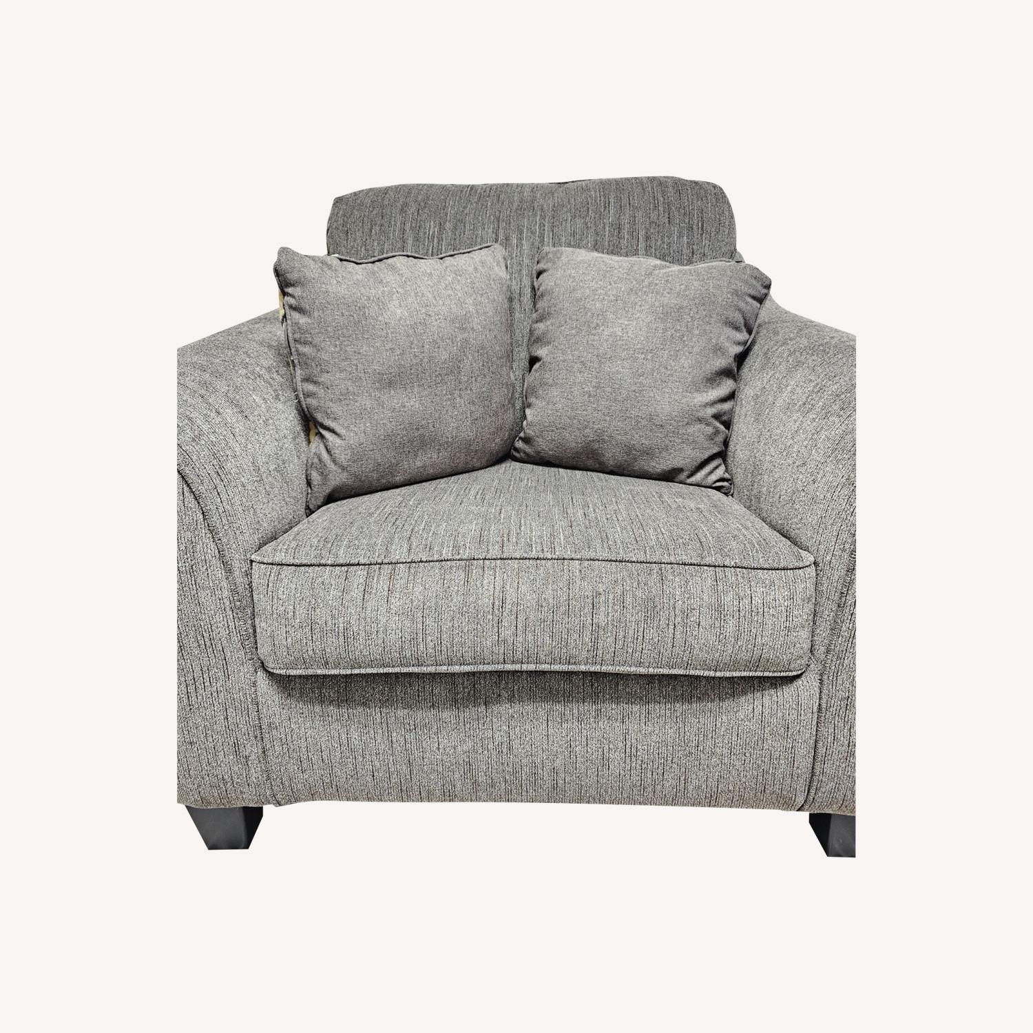 Ashley Chair - image-0