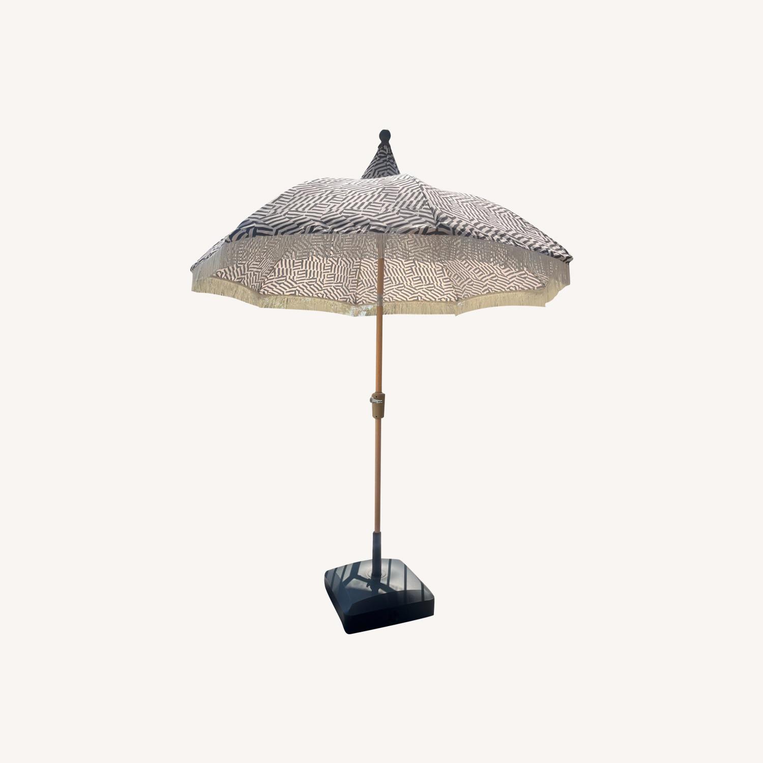 Jungalow Patterned Patio Umbrella with Fringe AptDeco