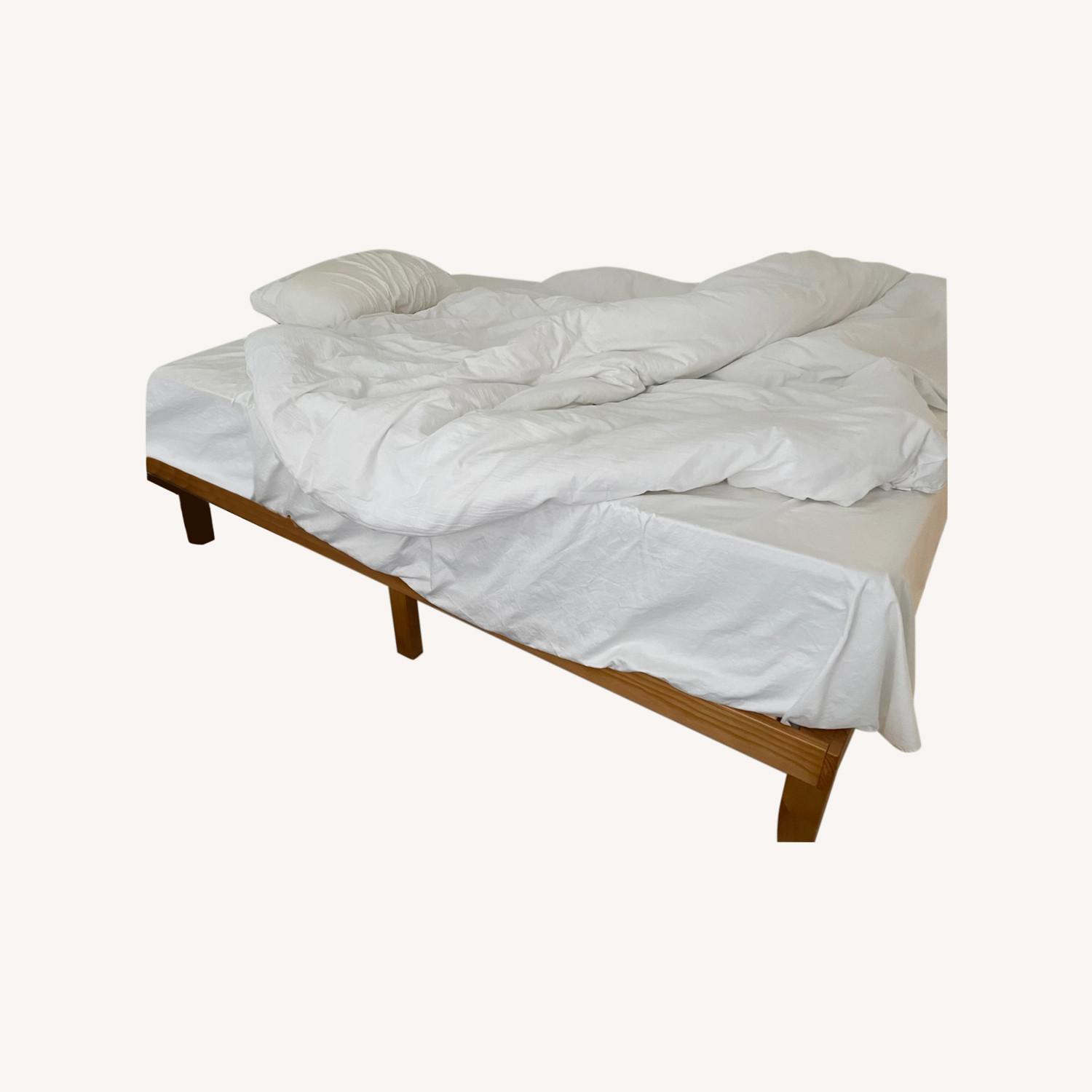 Wayfair ZINUS Alexia Queen Size Bed Frame AptDeco