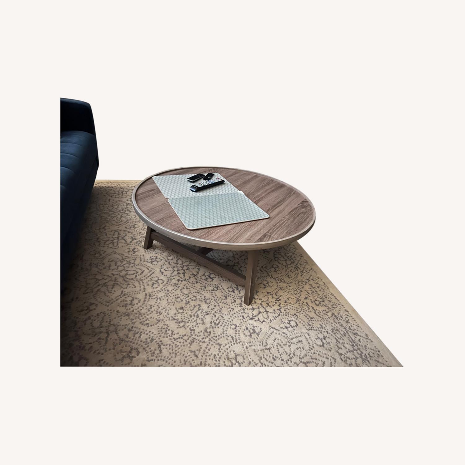 Area Rug Wool - image-0