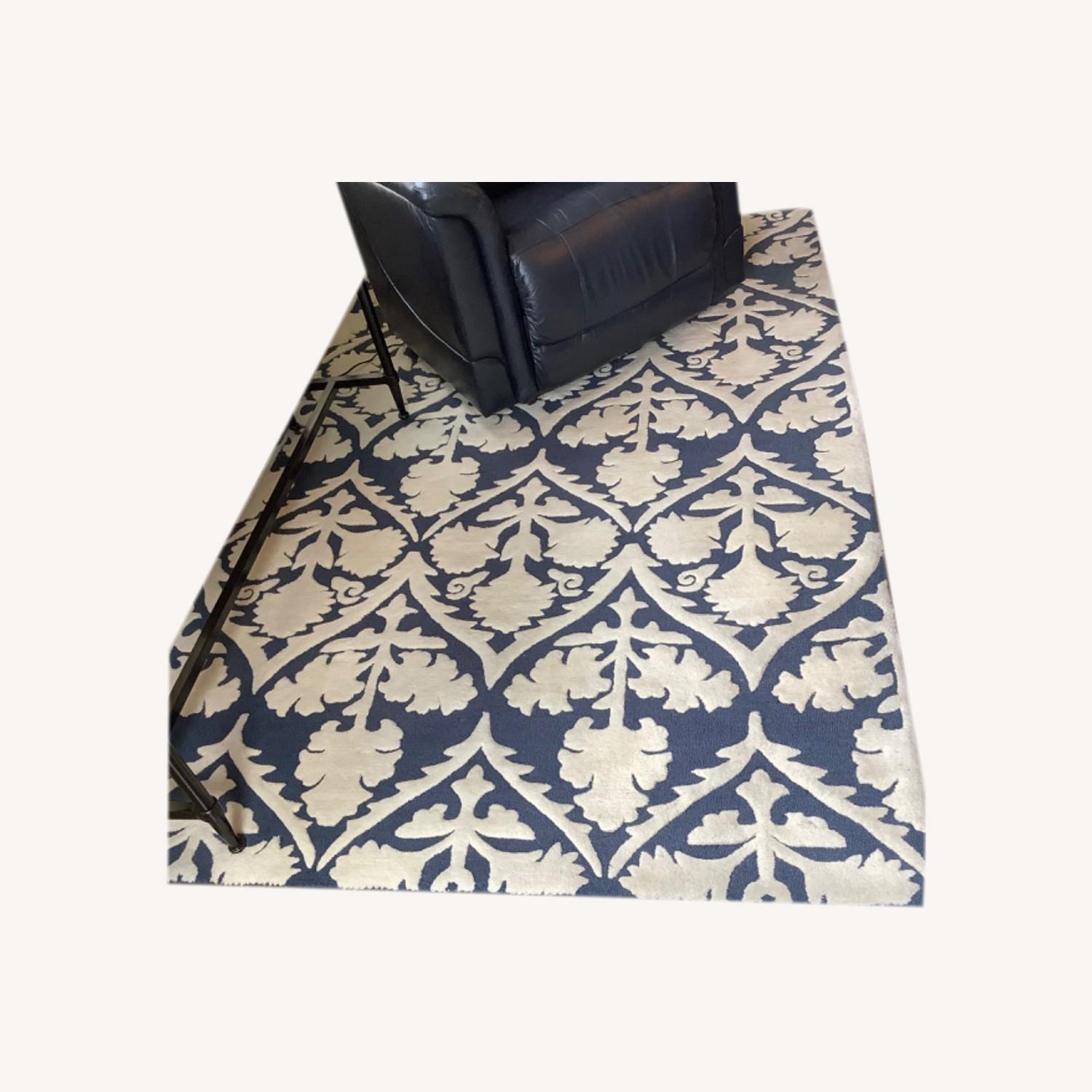 Pottery Barn Megan 100% Wool Hand Tufted Navy - image-0