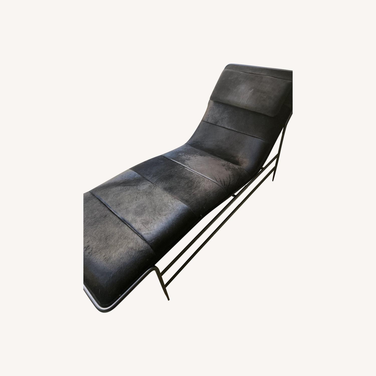 CB2 Leder Hide Black Chaise Lounge - image-0