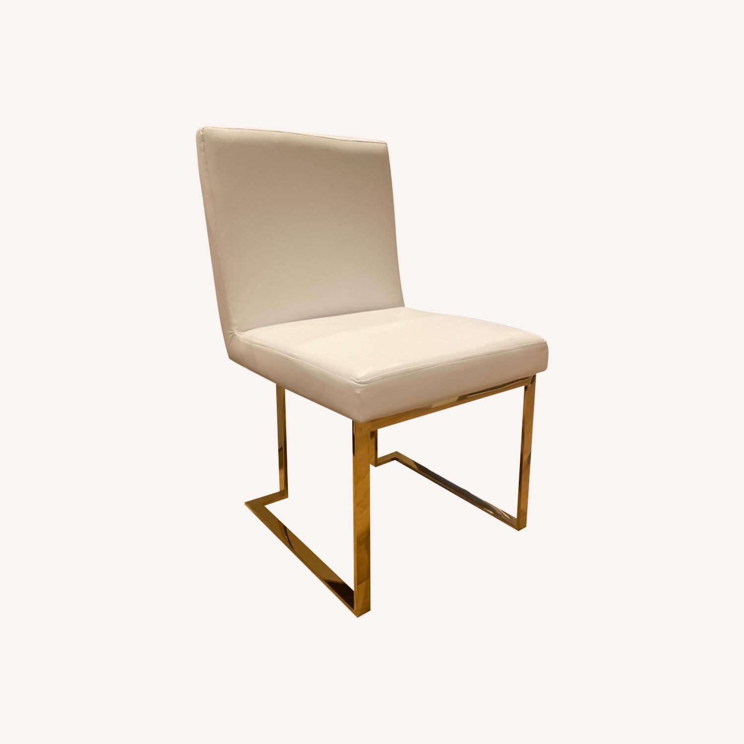 White Leather Chair AptDeco