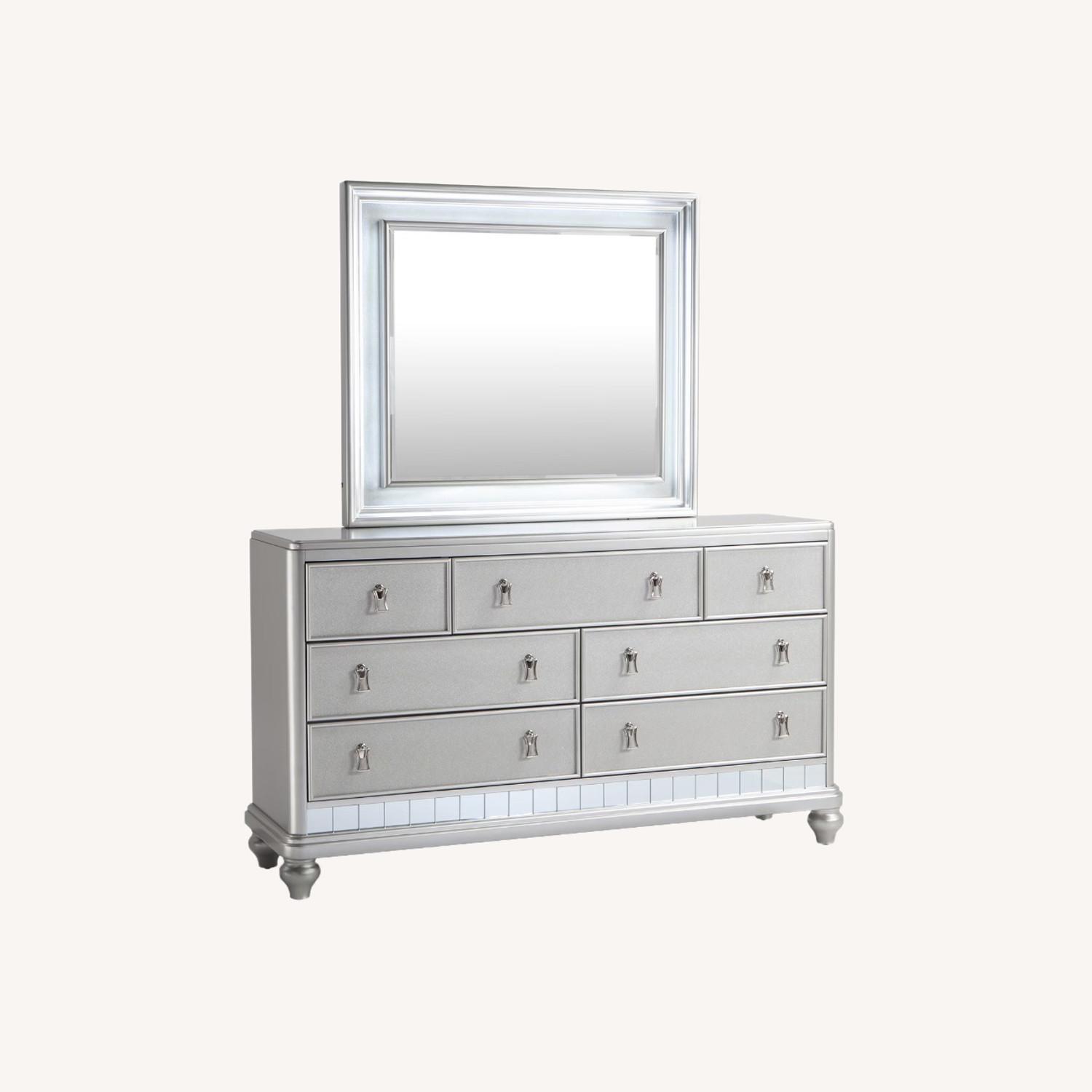 Bob's Discount Furniture Dresser AptDeco