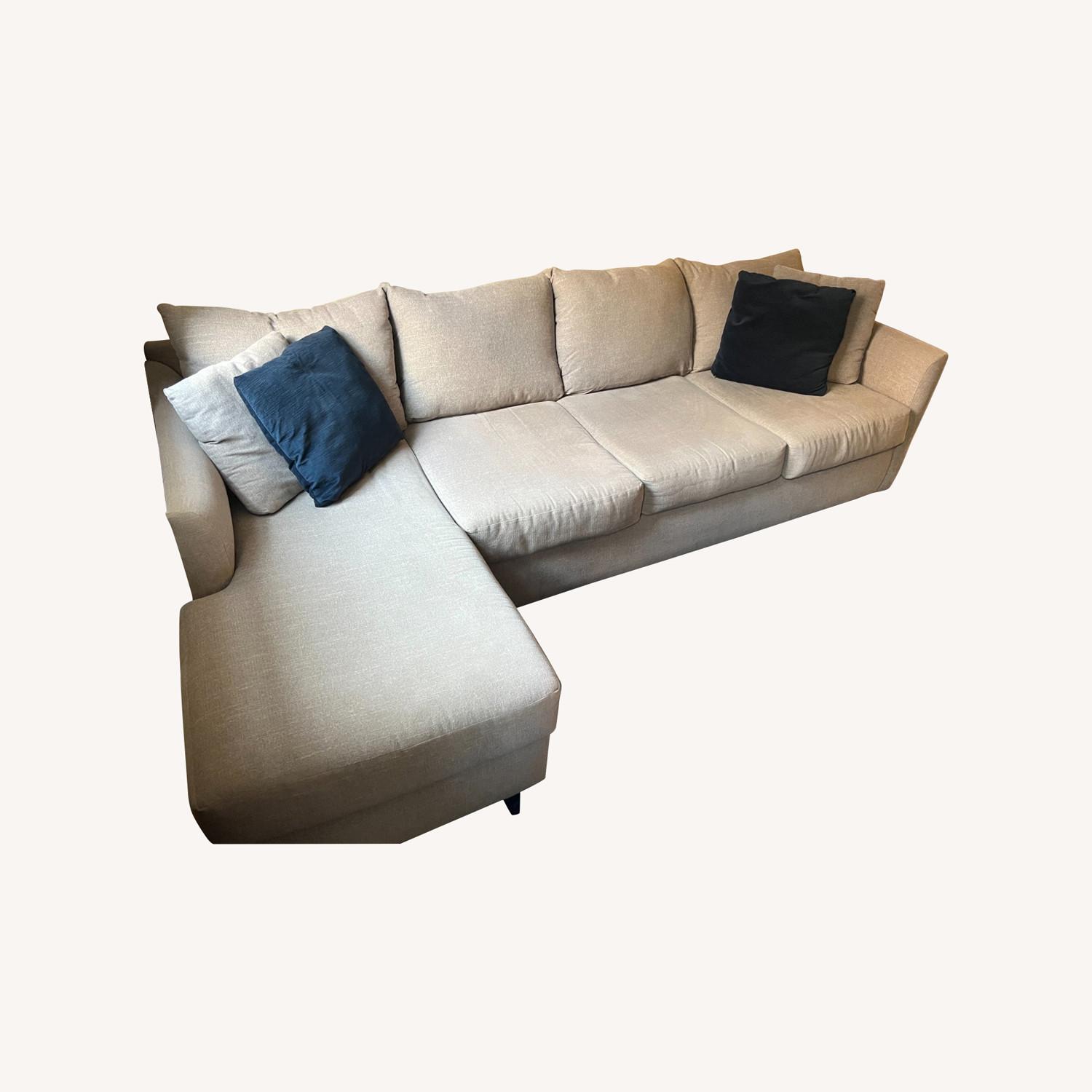 Sectional L-Sofa - image-0