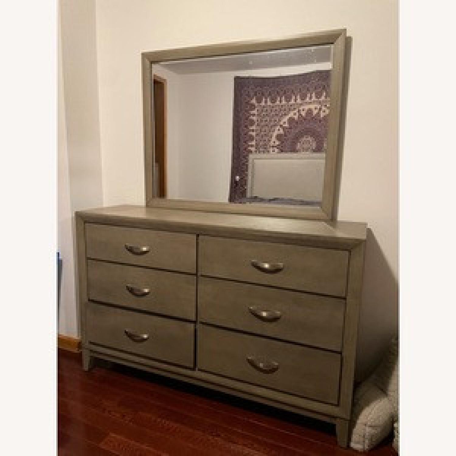 Bob's Discount Tremont Grey Dresser with Large Mirror AptDeco