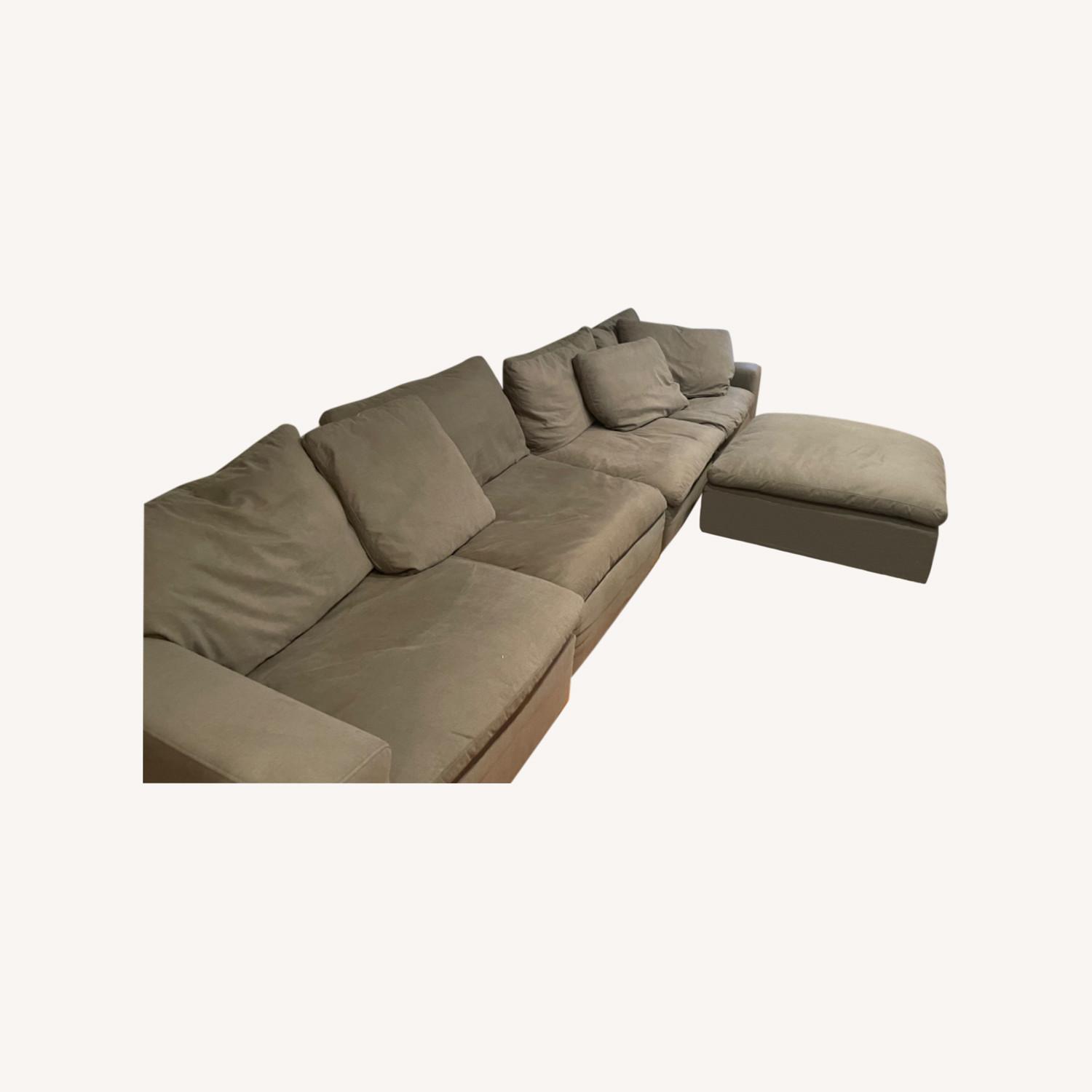Bob's Discount Furniture Dream Couch - image-0