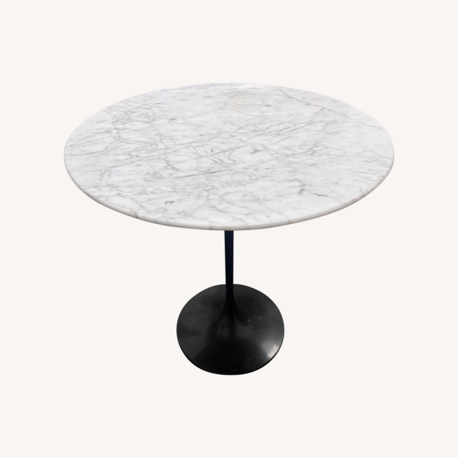 Original Saarinen Tulip Side Table by Knoll 1957 - image-8
