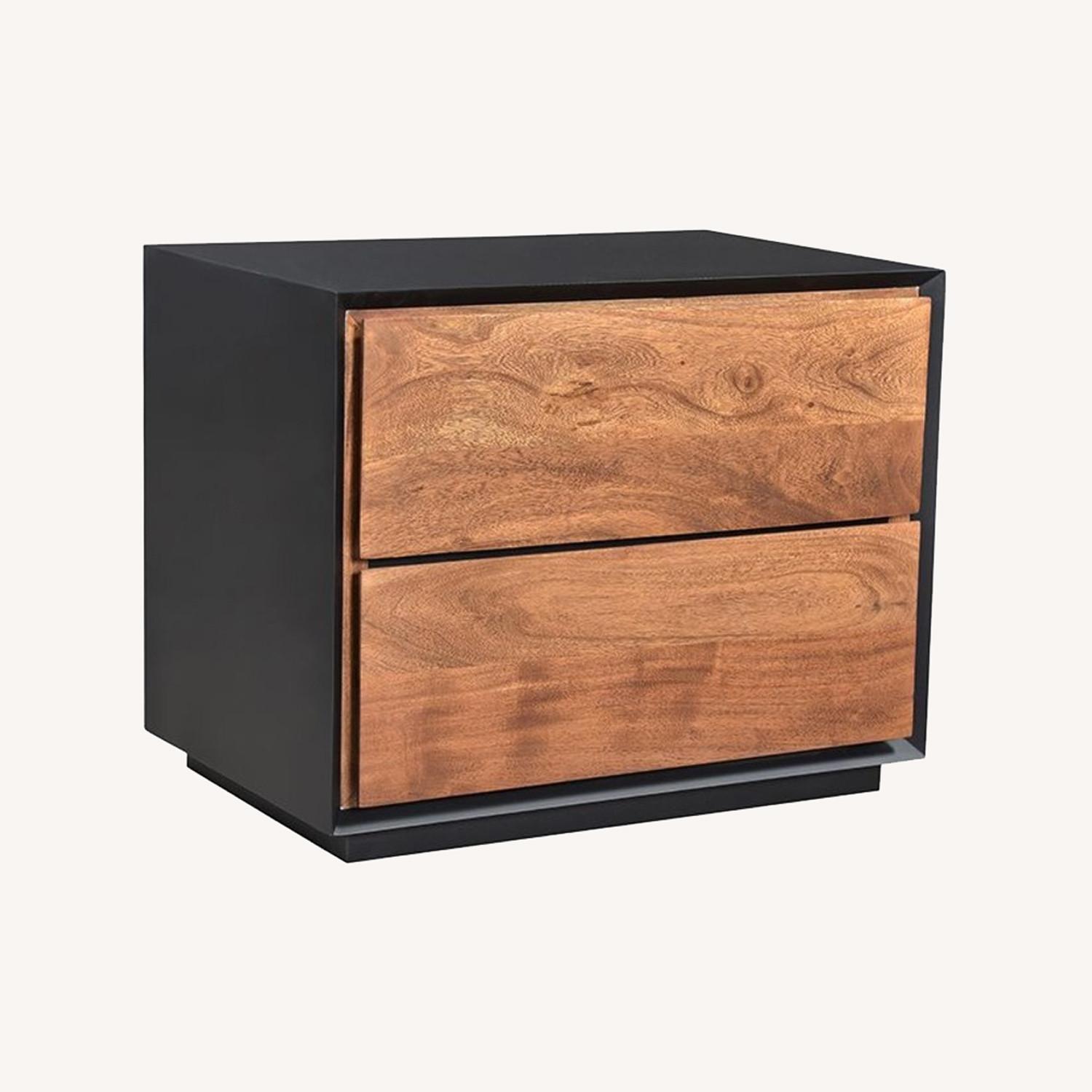 Luxury Modani Envy Nightstand - image-0