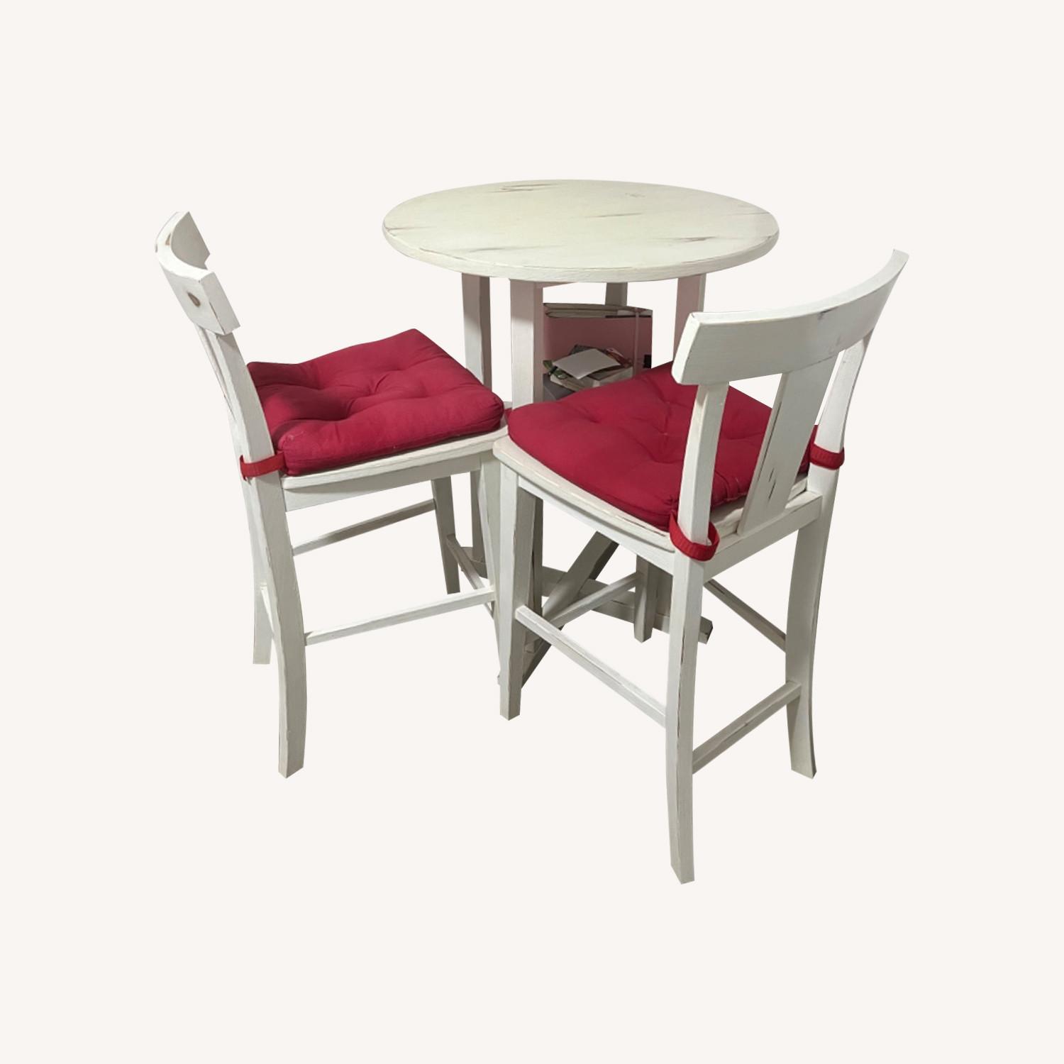 Rustic Romantic Table For Two AptDeco