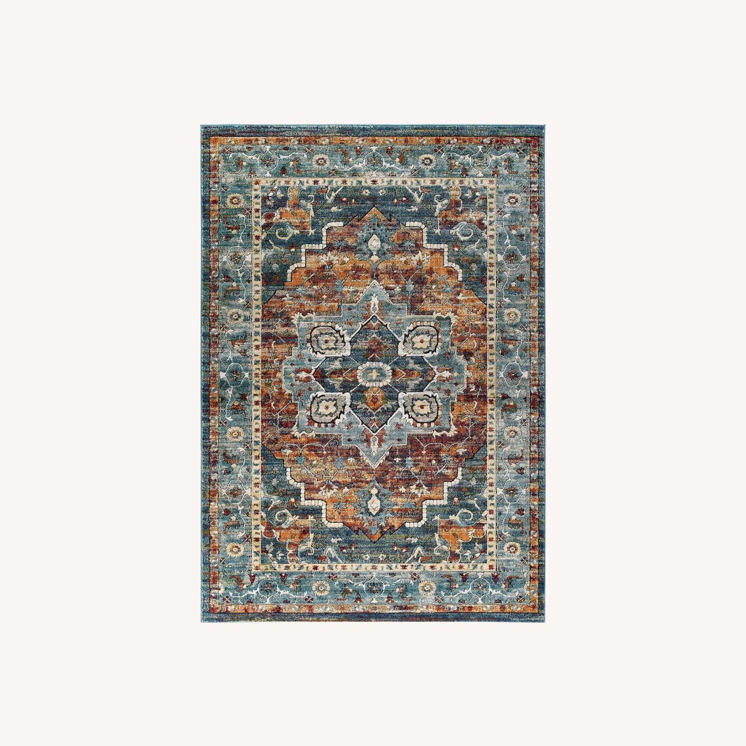 5x8 Area Rug In Multicolored Floral Persian - image-0