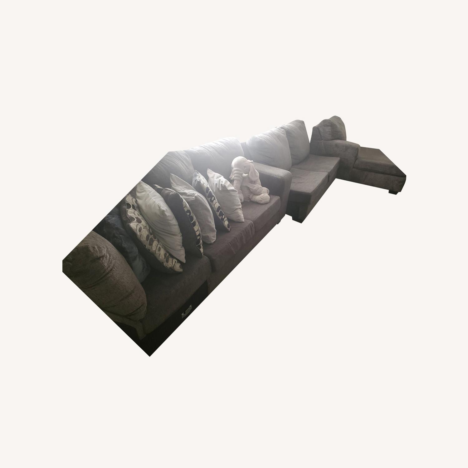 Ashley Furniture Ashley 3pc Sectional Set - image-0