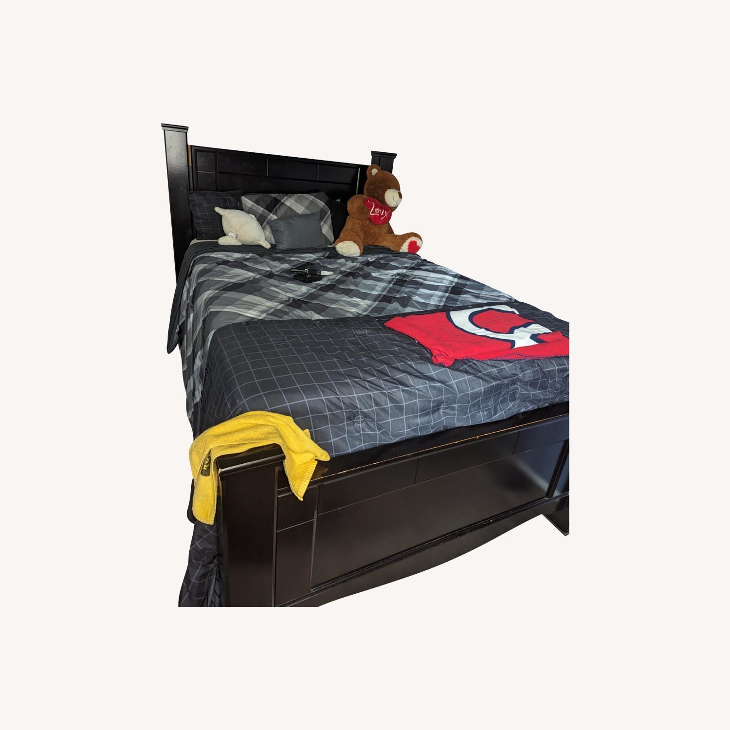 Ashley Furniture Queen Bed - image-0