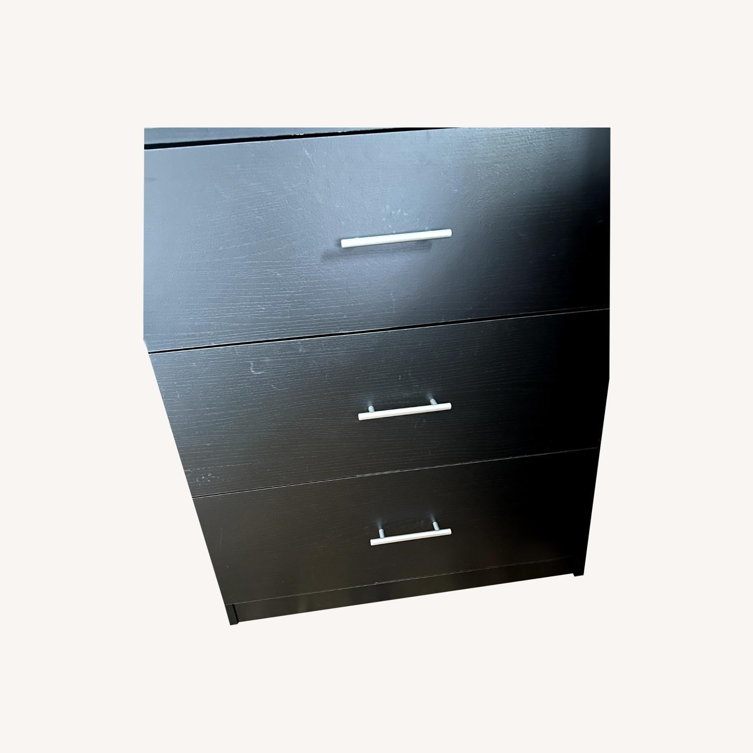 Small 3-drawer Dresser - image-0