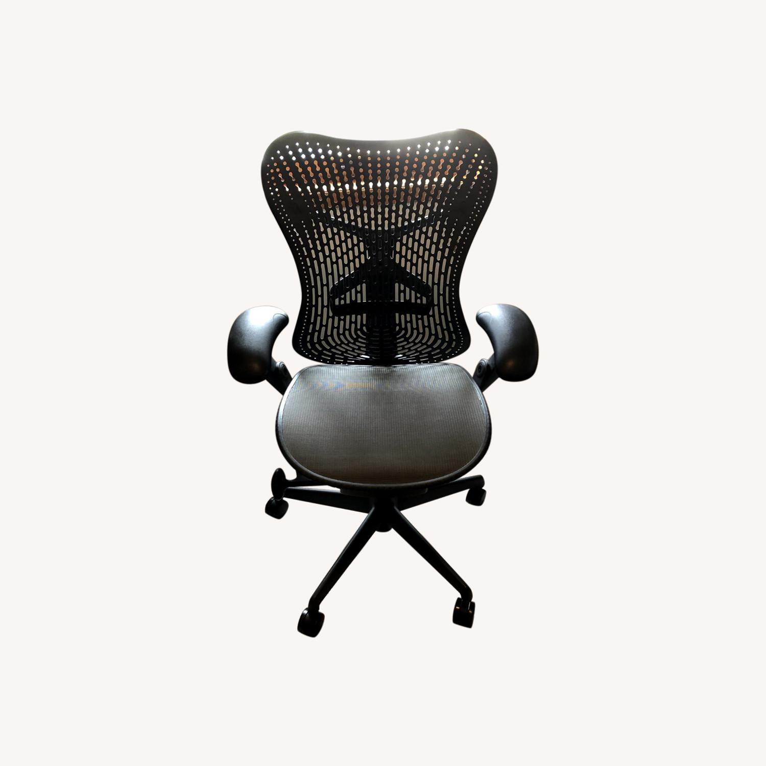 Herman Miller Mirra Chair - image-0