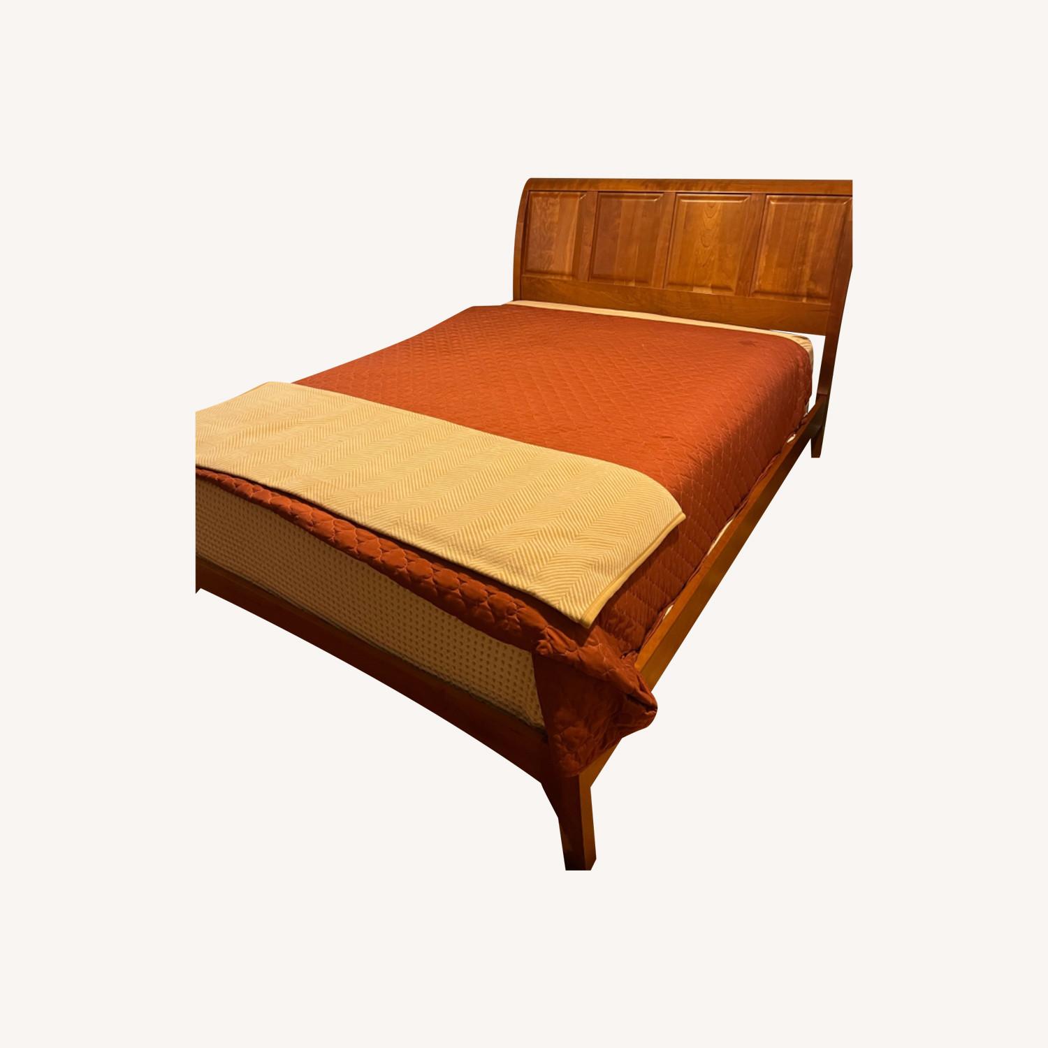 Copeland Furniture Sarah Cherry Sleigh Bed - image-0