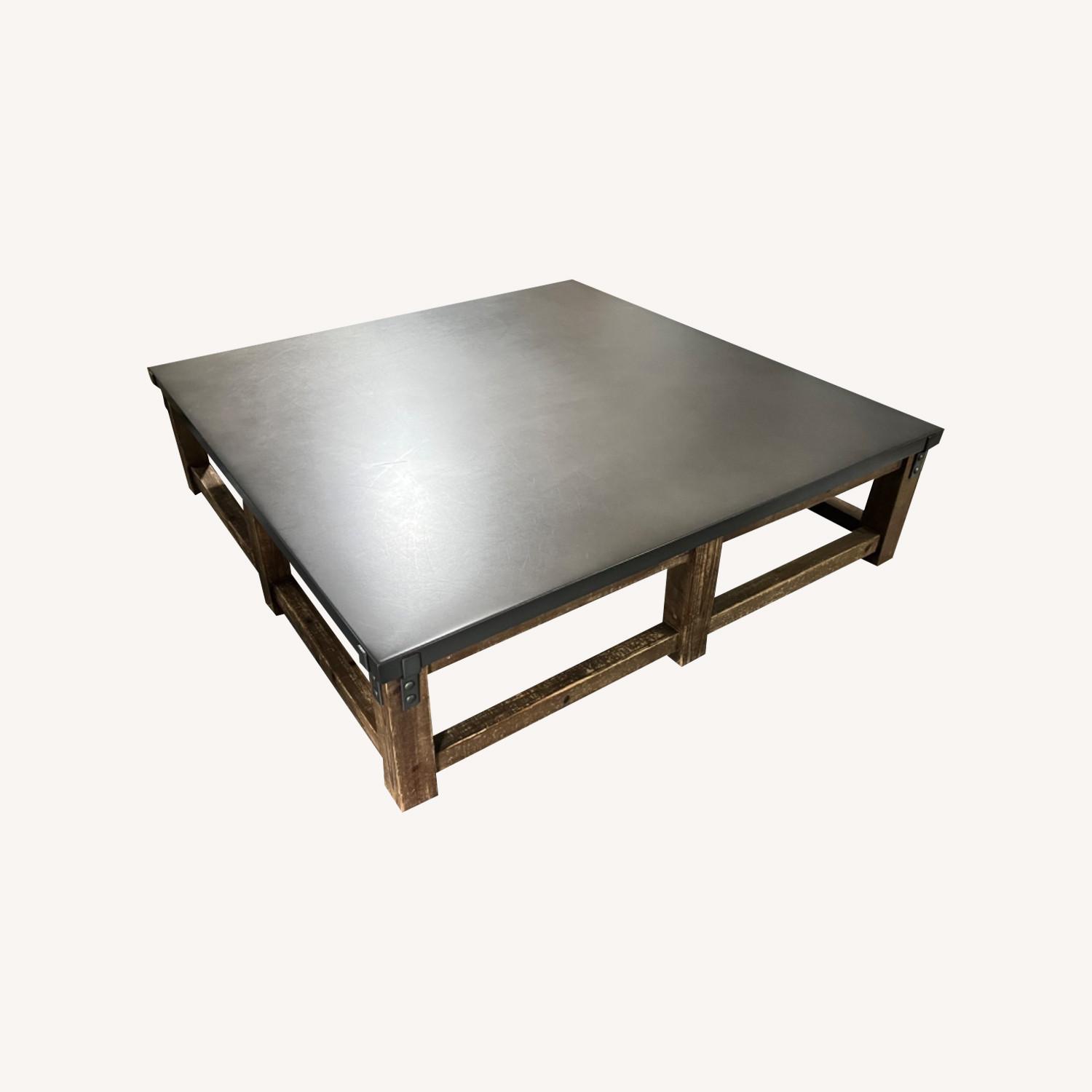 Restoration Hardware Reclaimed Wood & Zinc Table AptDeco