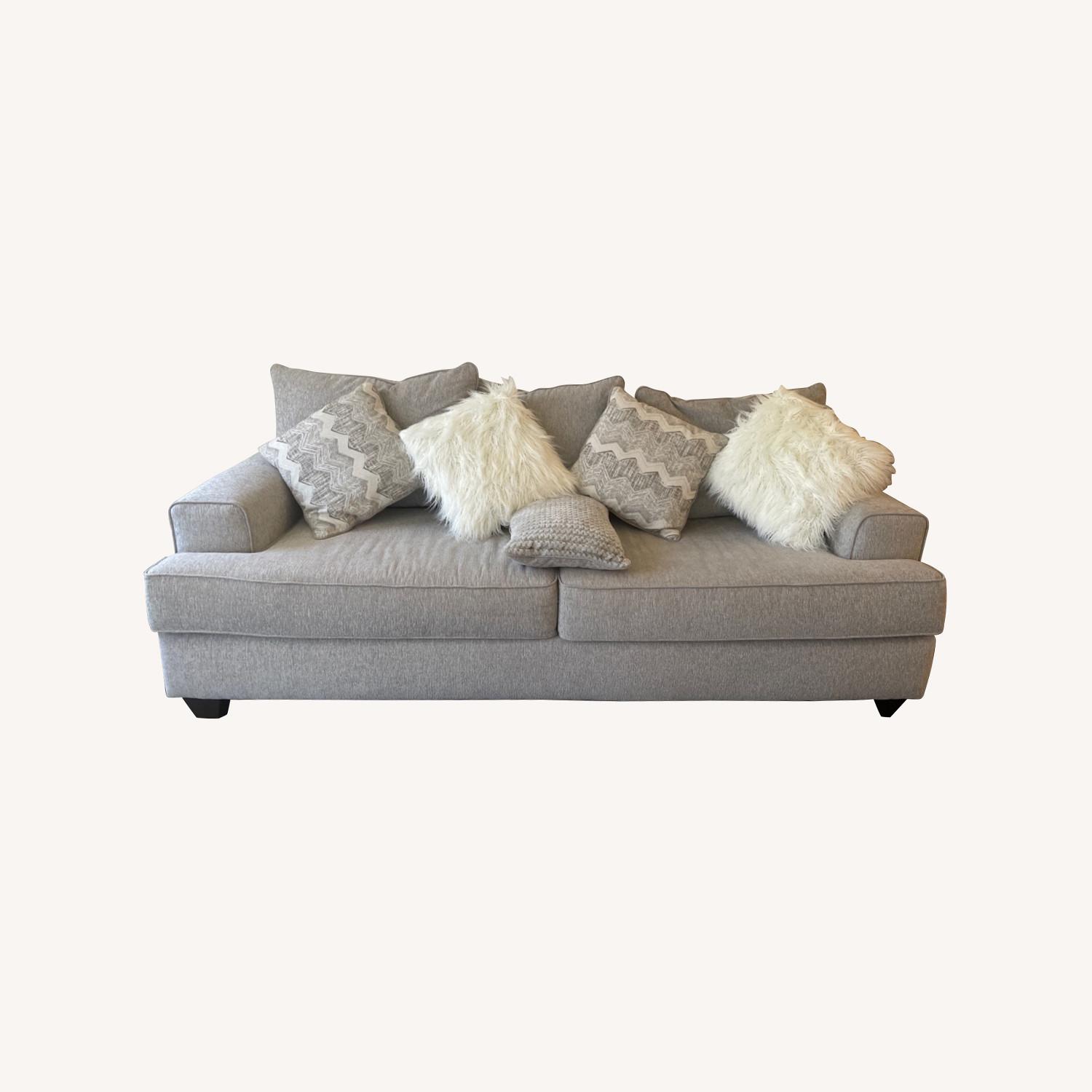 Rooms To Go Gray Sofa AptDeco
