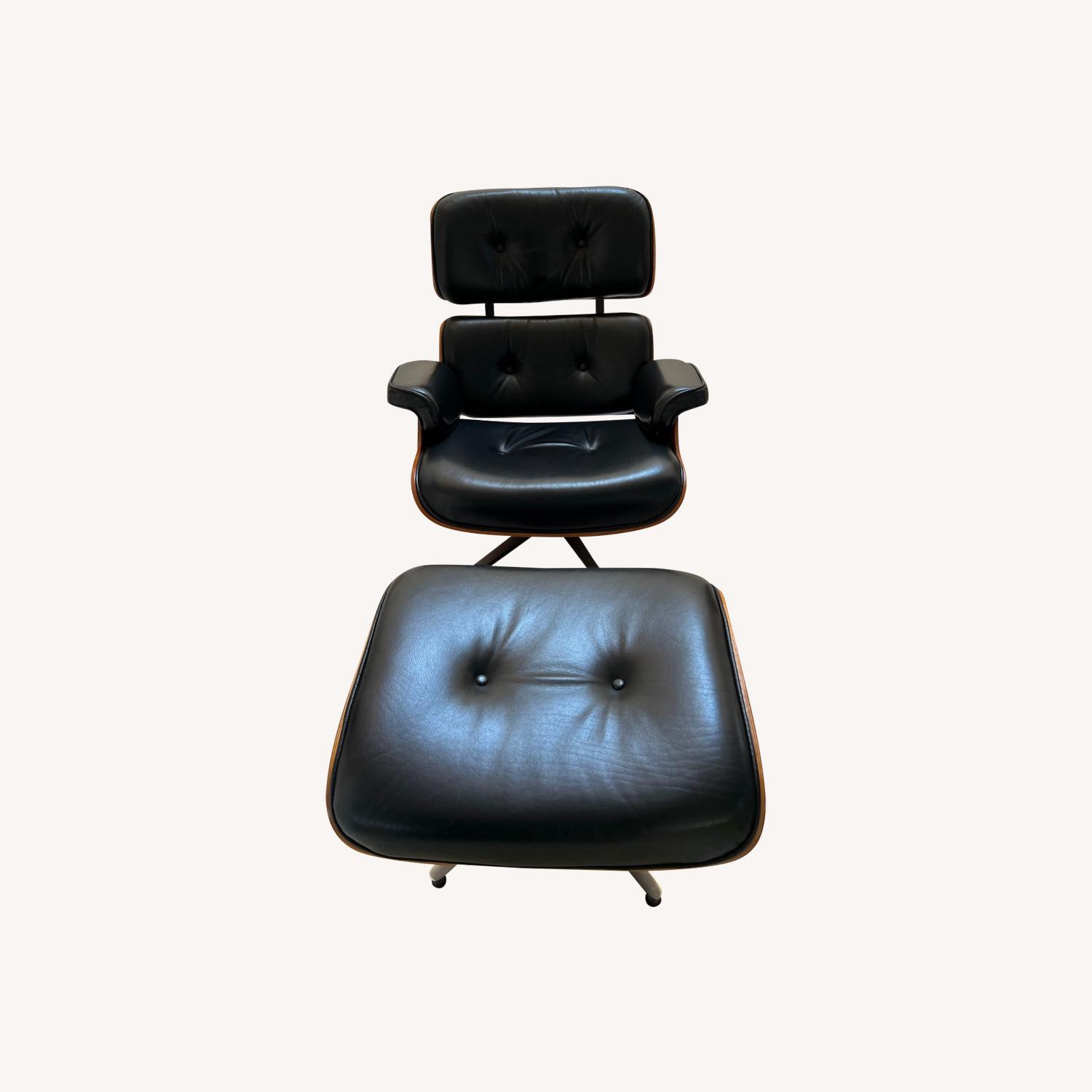 Eames Chair and Ottoman - image-0
