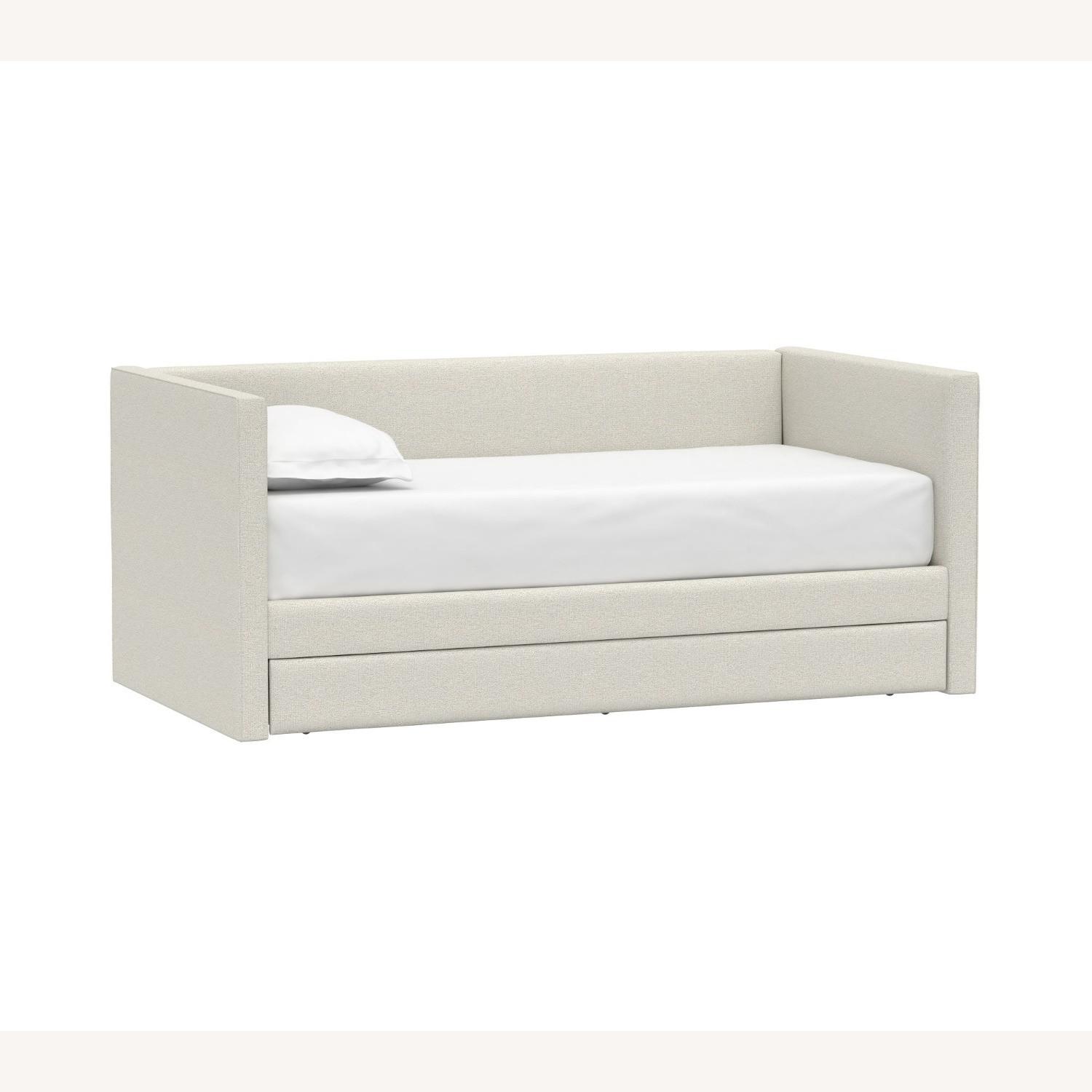 Pottery Barn Carter Daybed with Trundle - image-6