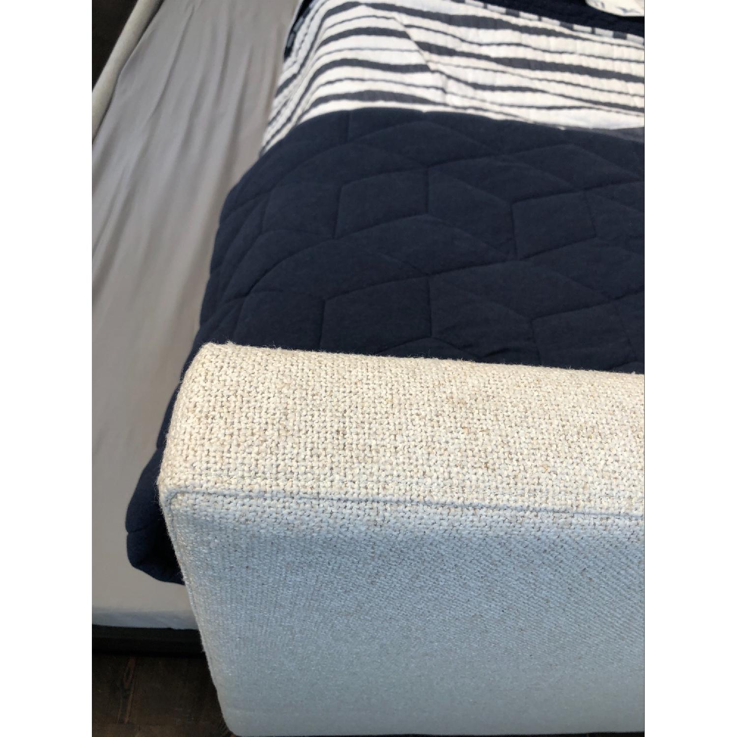 Pottery Barn Carter Daybed with Trundle - image-7