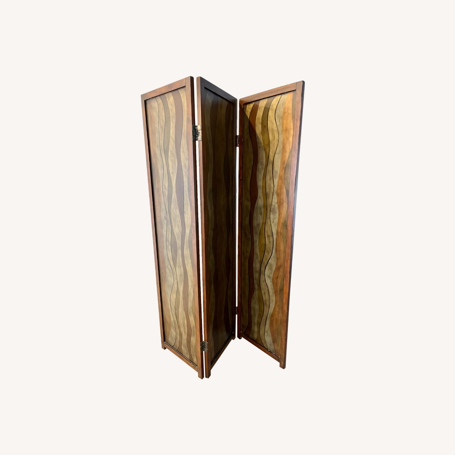 Elegant Room Divider / Partition - image-0