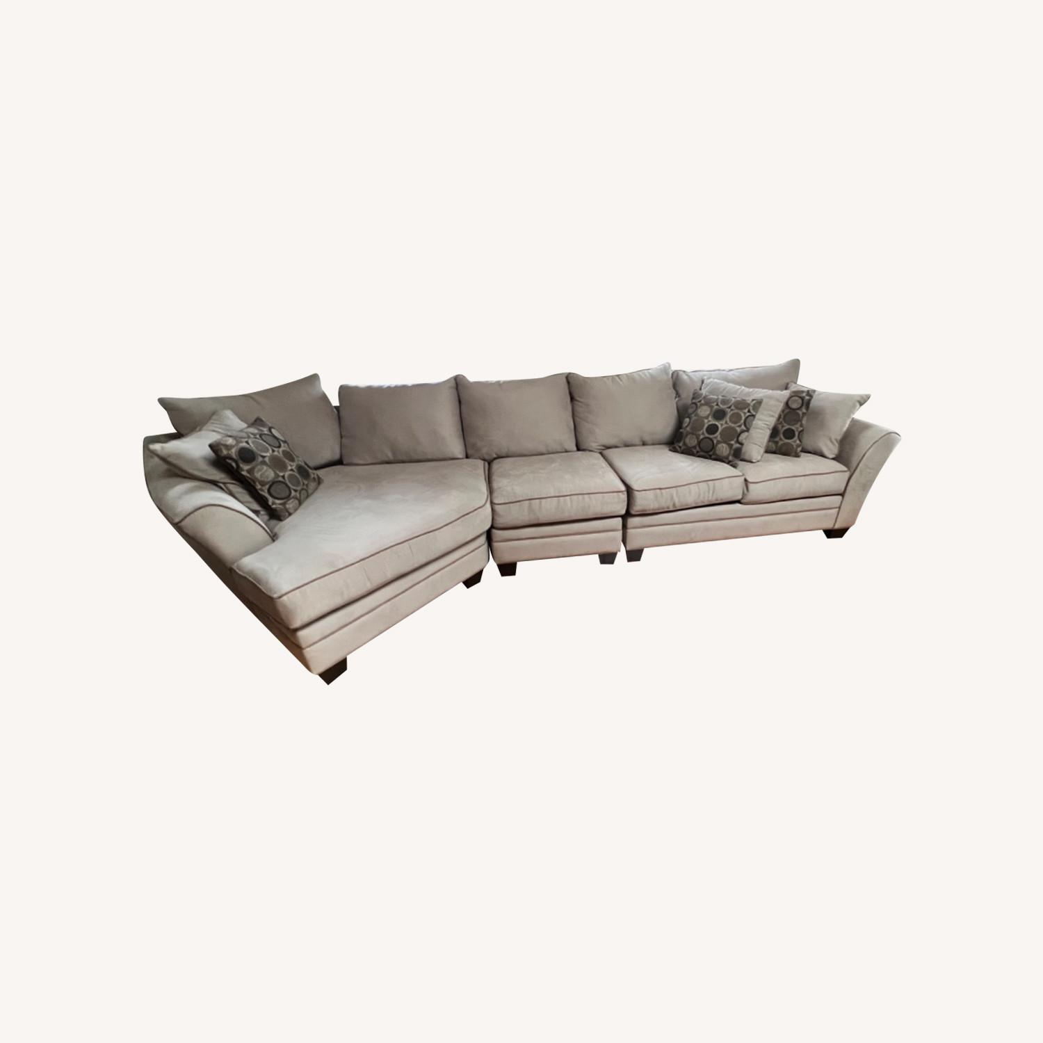 Raymour & Flanigan Sectional - image-0