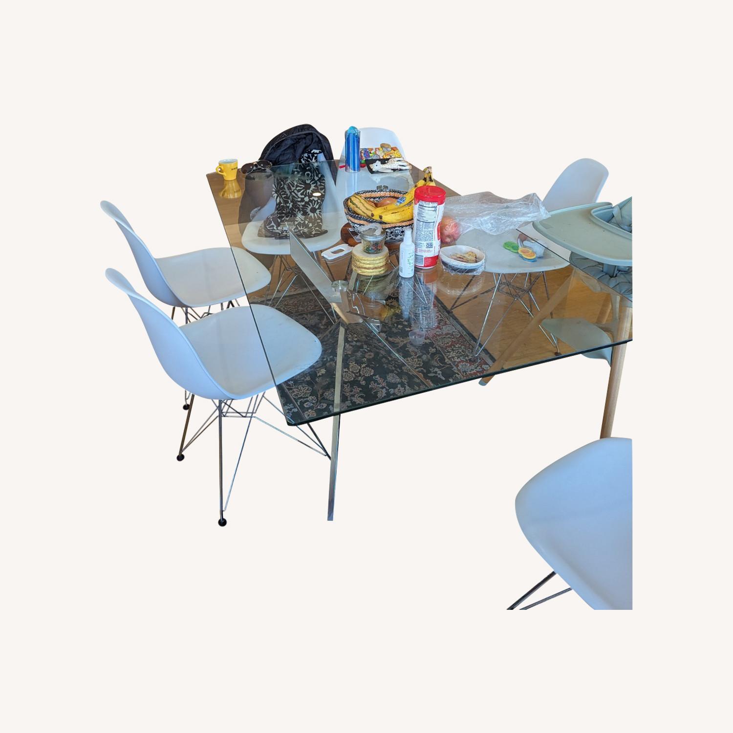 Mercer51 Ceolia Glass Dining Room Table - AptDeco