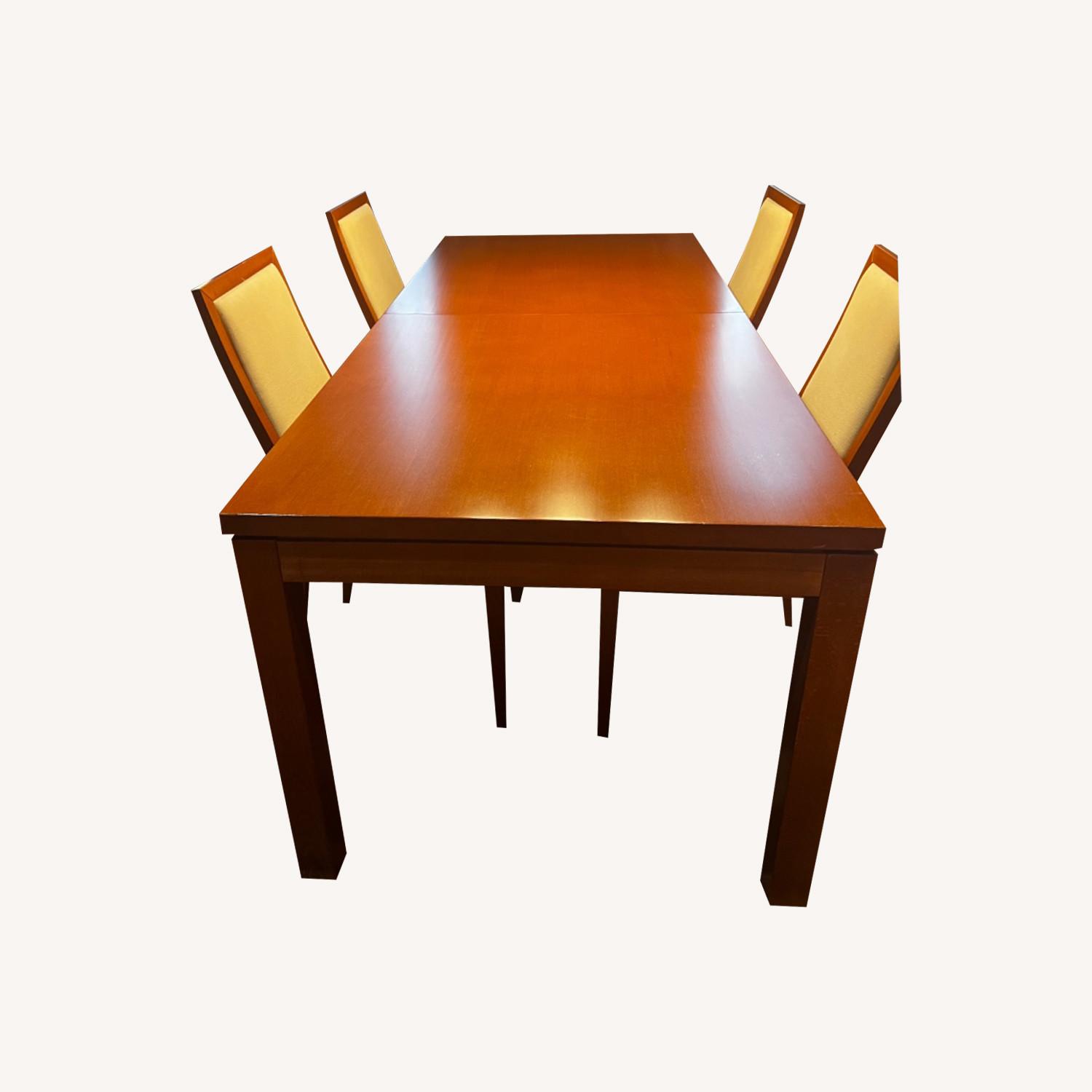 Calligaris (Italian) Dining table and Chairs AptDeco