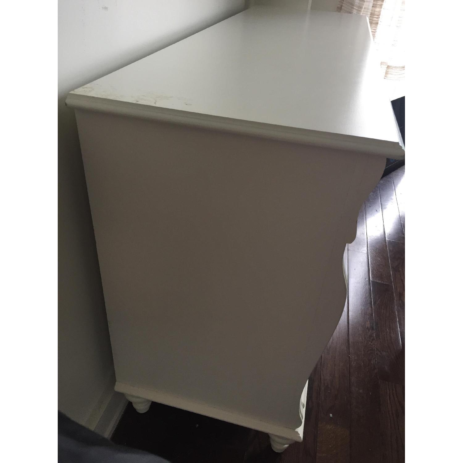 Stanley Furniture White Wooden Dresser - image-3