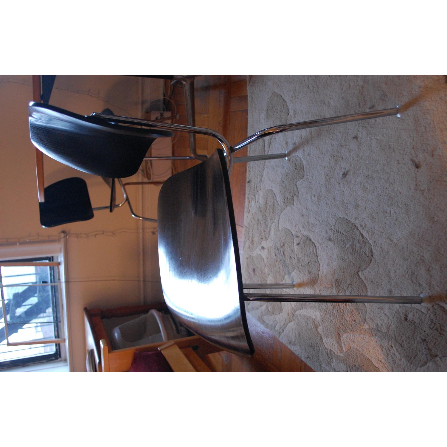 Herman Miller Eames Round Table w/ 4 Chairs - image-8