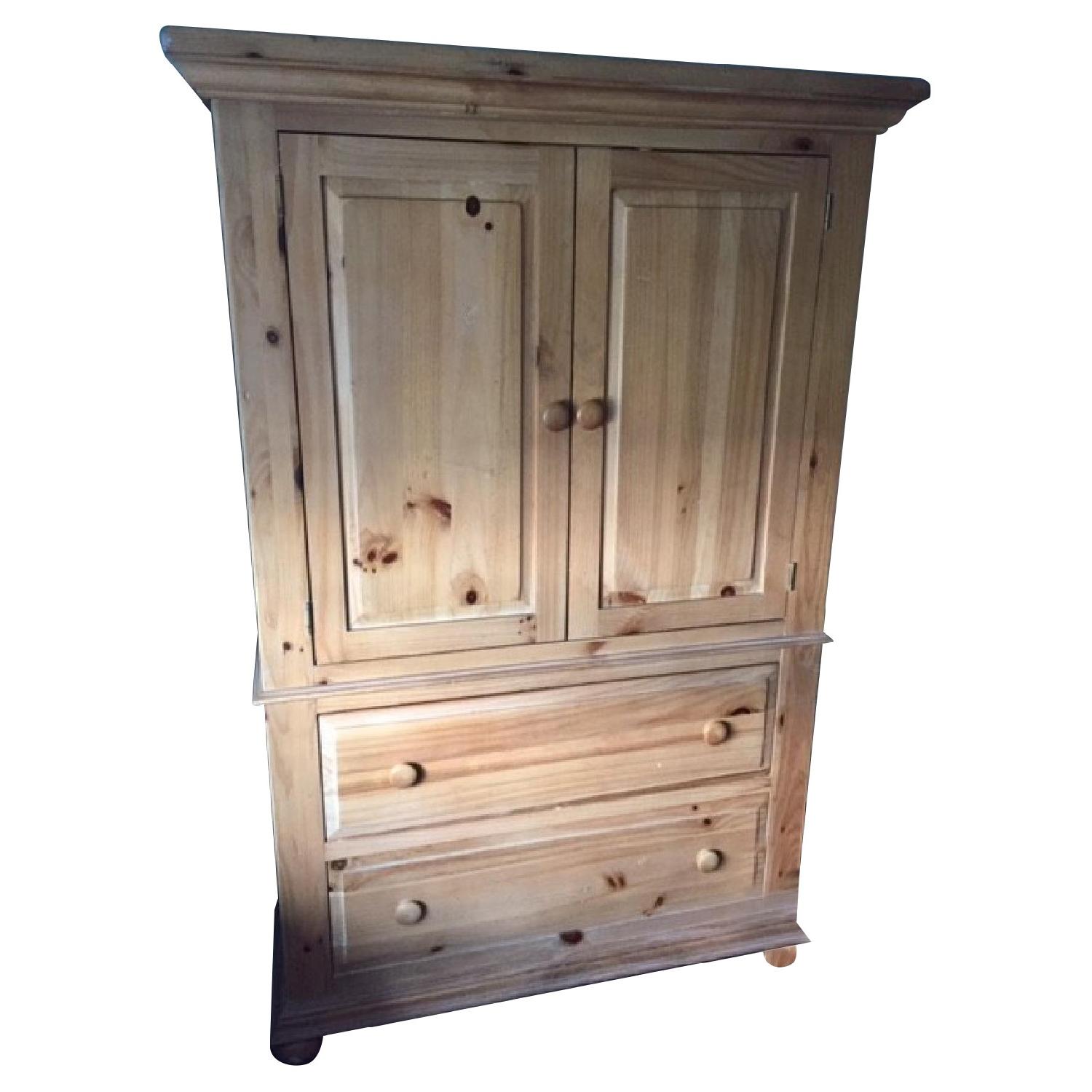 Broyhill 3 Piece Bedroom Set - image-6