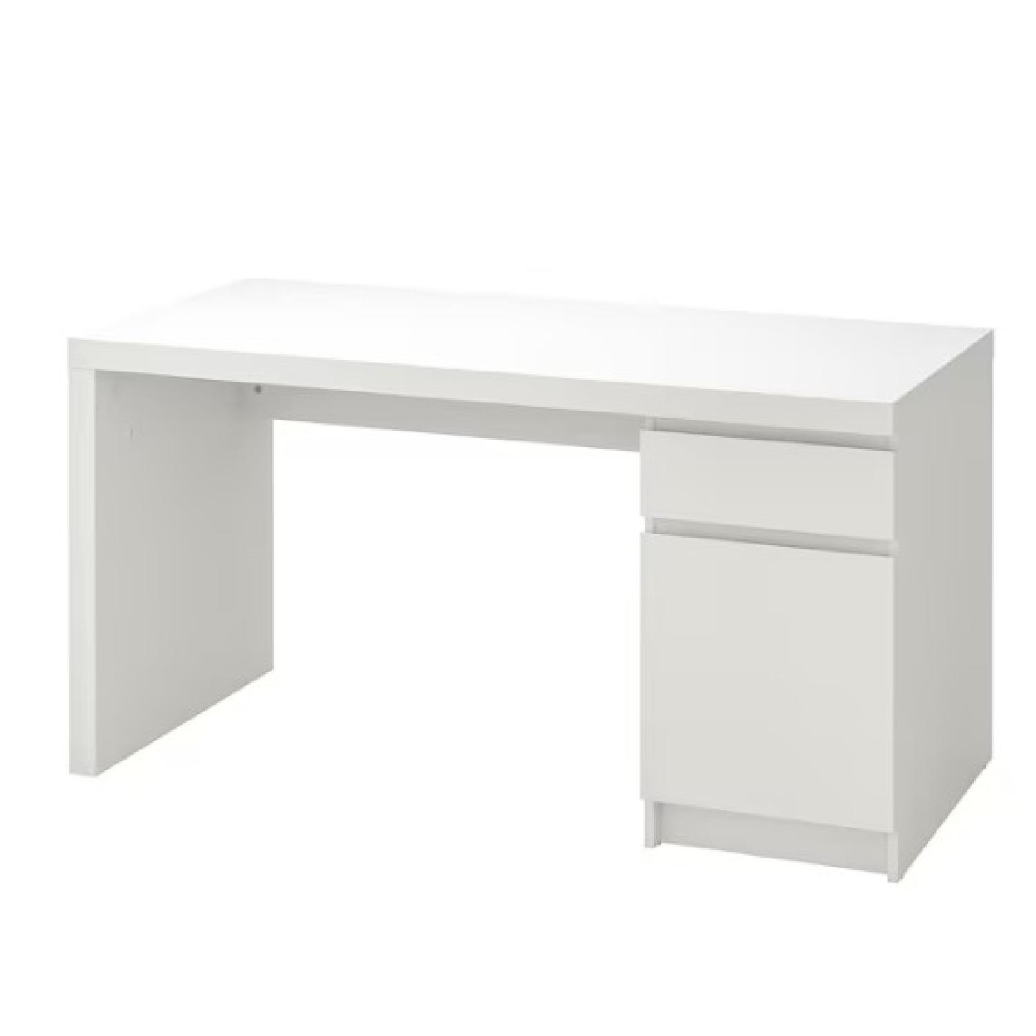 IKEA Malm Desk (White) - AptDeco
