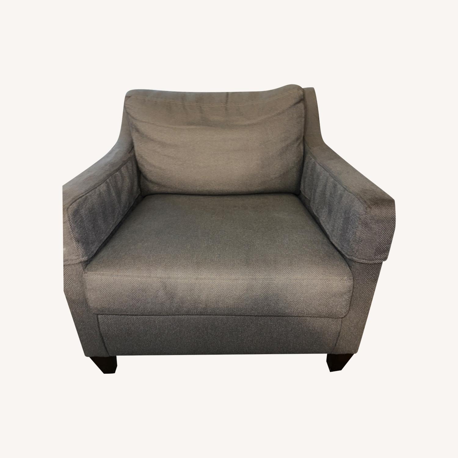 Grey Ethan Allen Lounge Chair - image-0