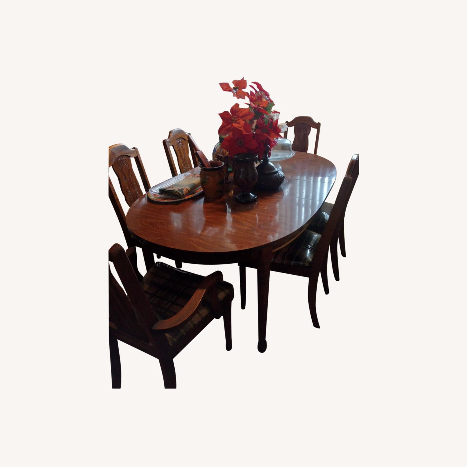 Old Town Woodworking Dining Room Set - image-0