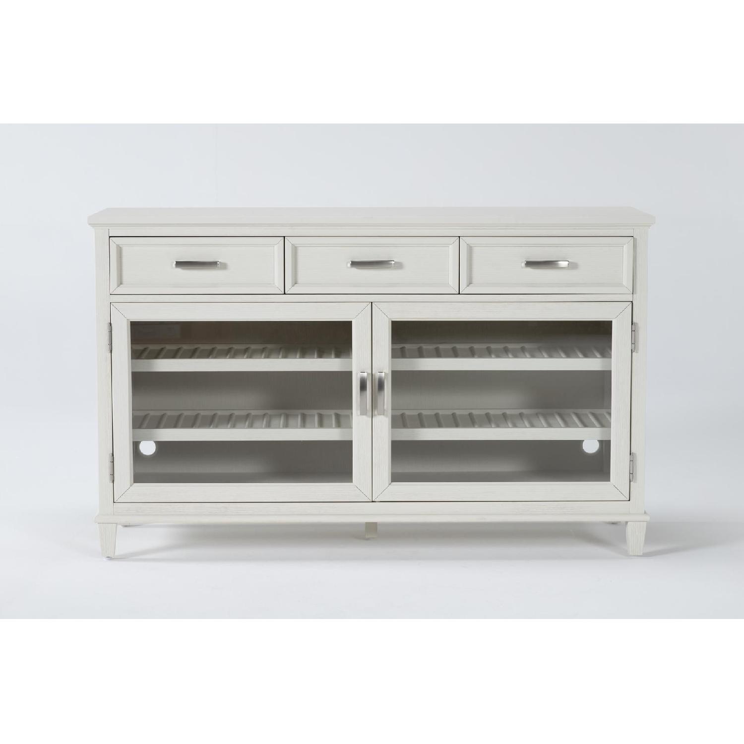 Living Spaces Ozzie Buffett - image-4