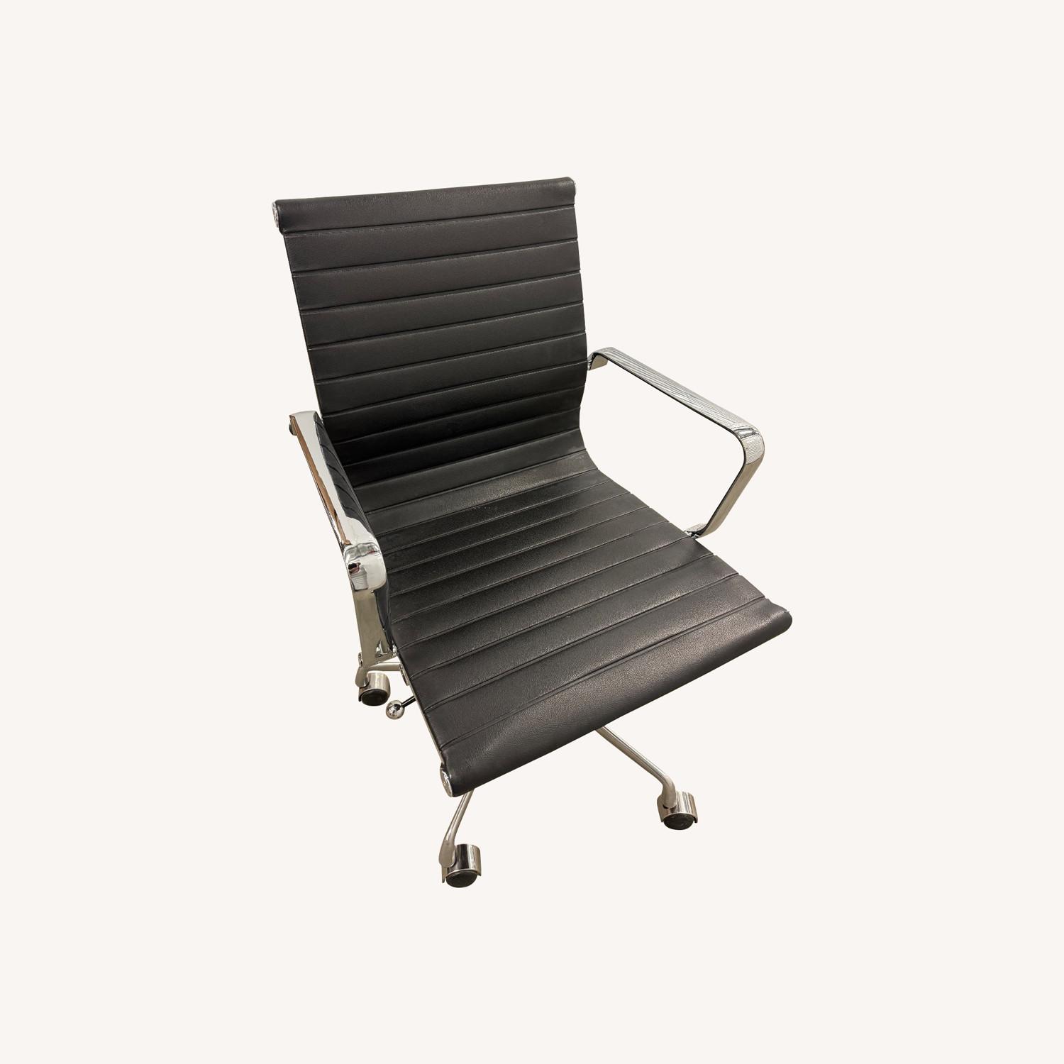 Modern Ribbed Mid Back Office Chair - image-0