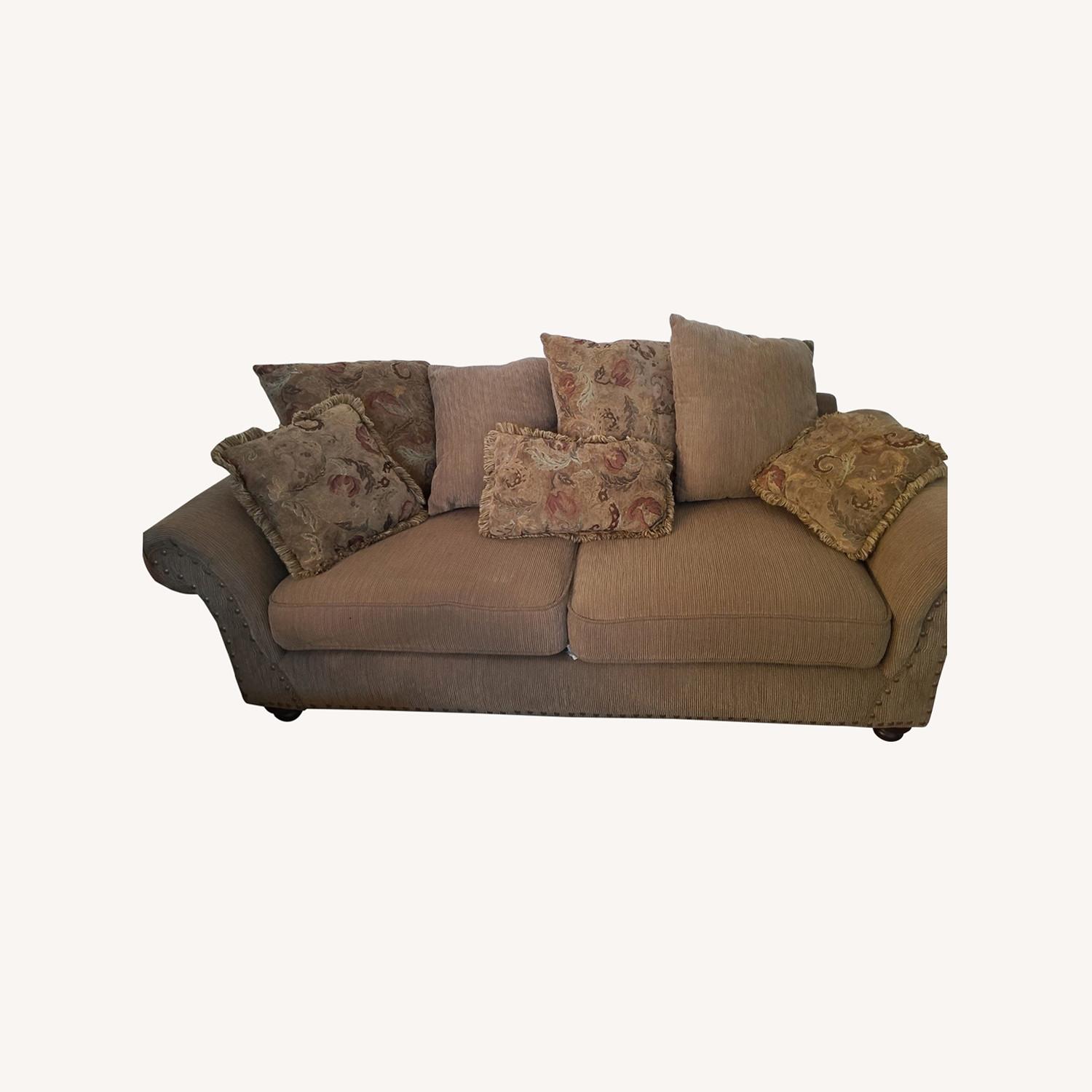 National Wholesale Liquidators 3 Seater Couch - image-0