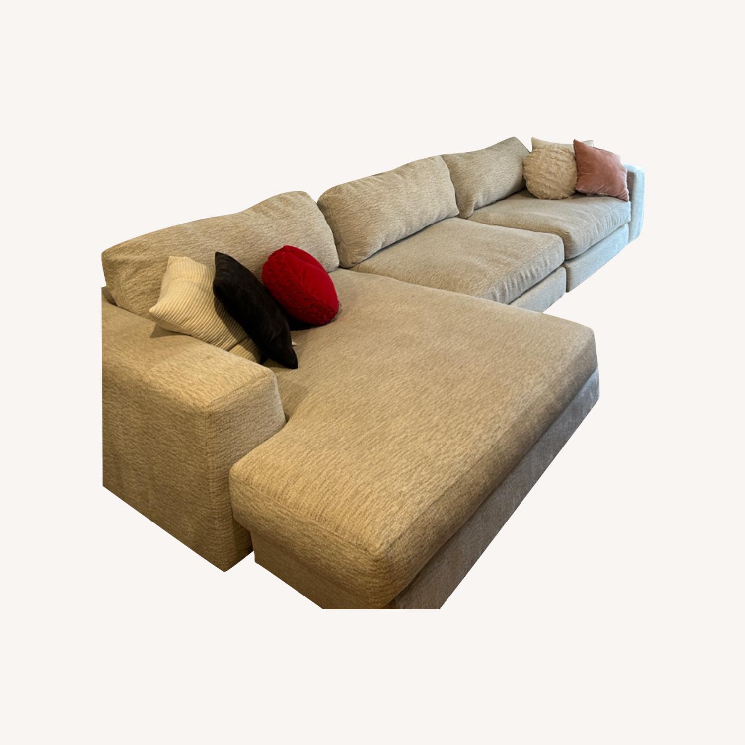 Cindy Crawford Monterey Right Arm Chaise Sectional - image-0